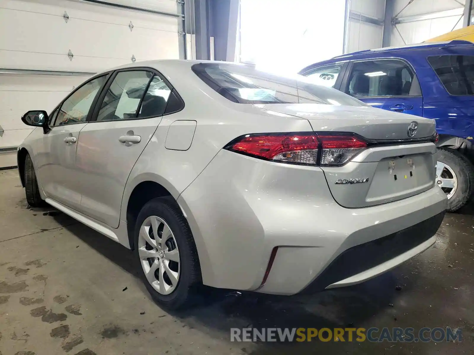 3 Photograph of a damaged car 5YFEPRAE4LP022349 TOYOTA COROLLA 2020