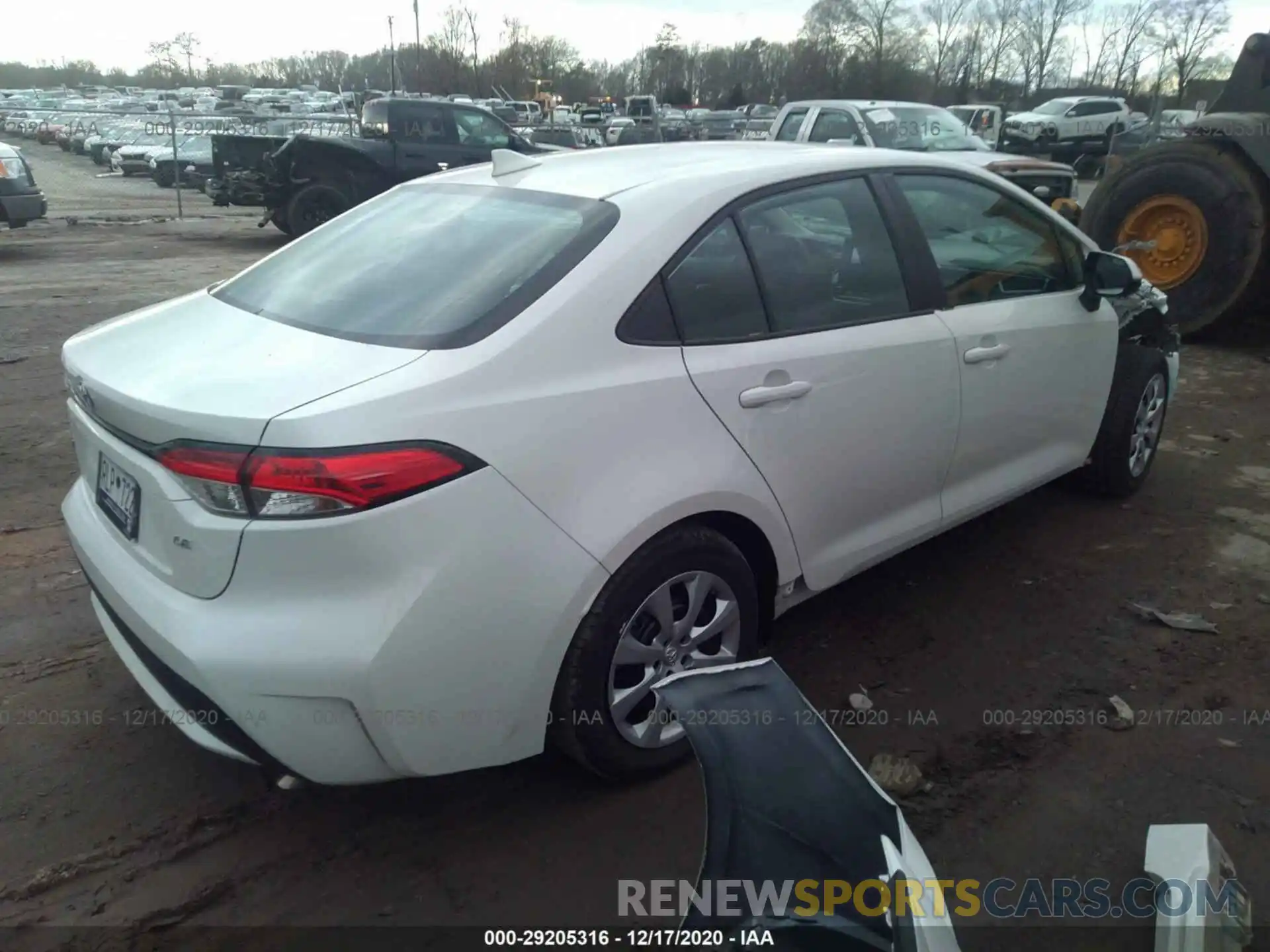 4 Photograph of a damaged car 5YFEPRAE4LP022917 TOYOTA COROLLA 2020