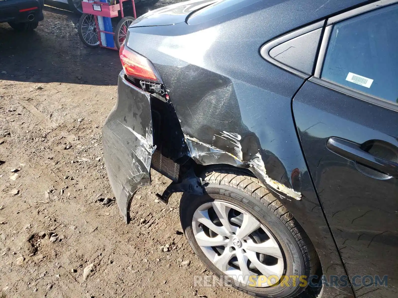 9 Photograph of a damaged car 5YFEPRAE4LP023100 TOYOTA COROLLA 2020