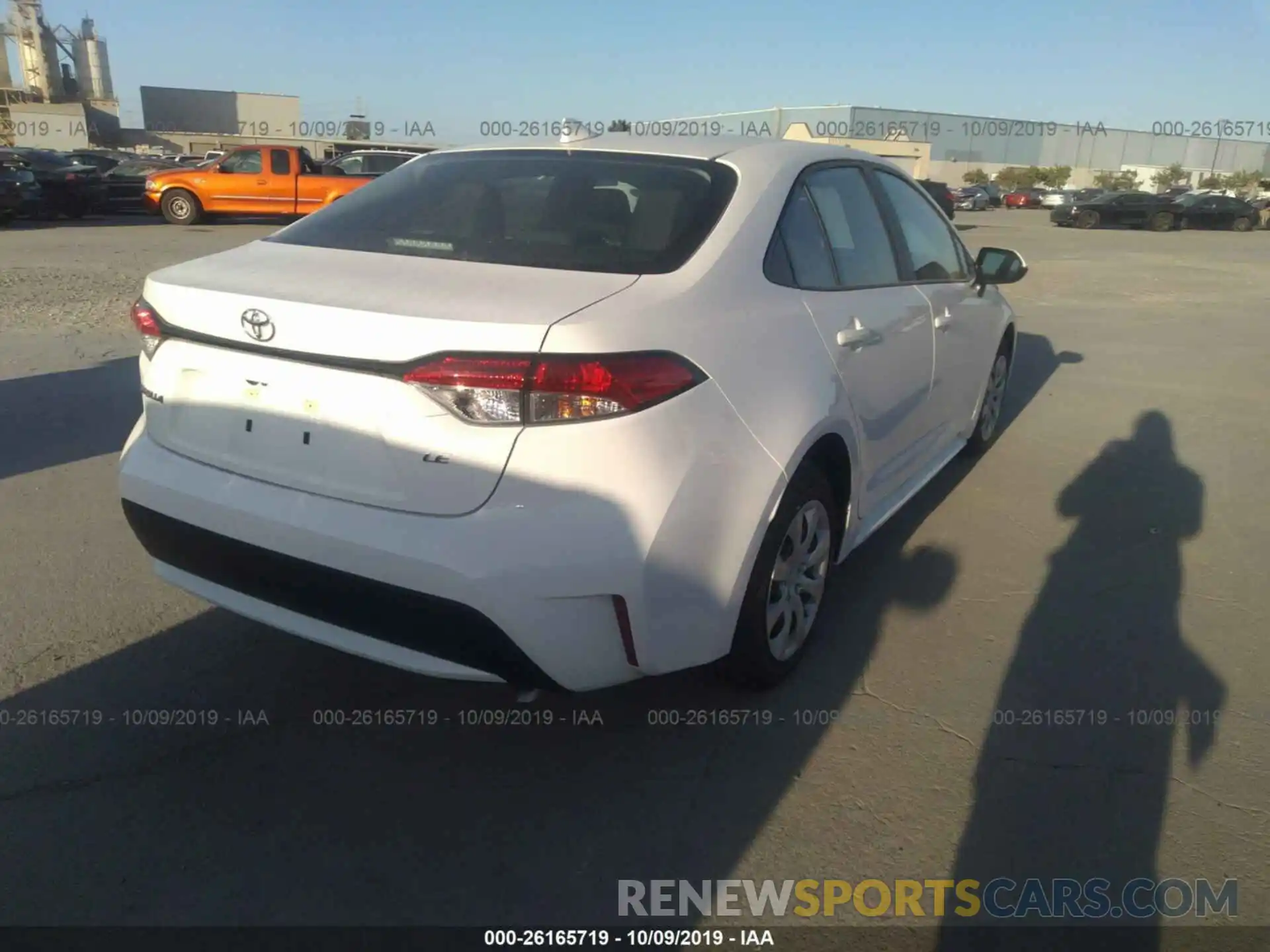 4 Photograph of a damaged car 5YFEPRAE4LP023467 TOYOTA COROLLA 2020