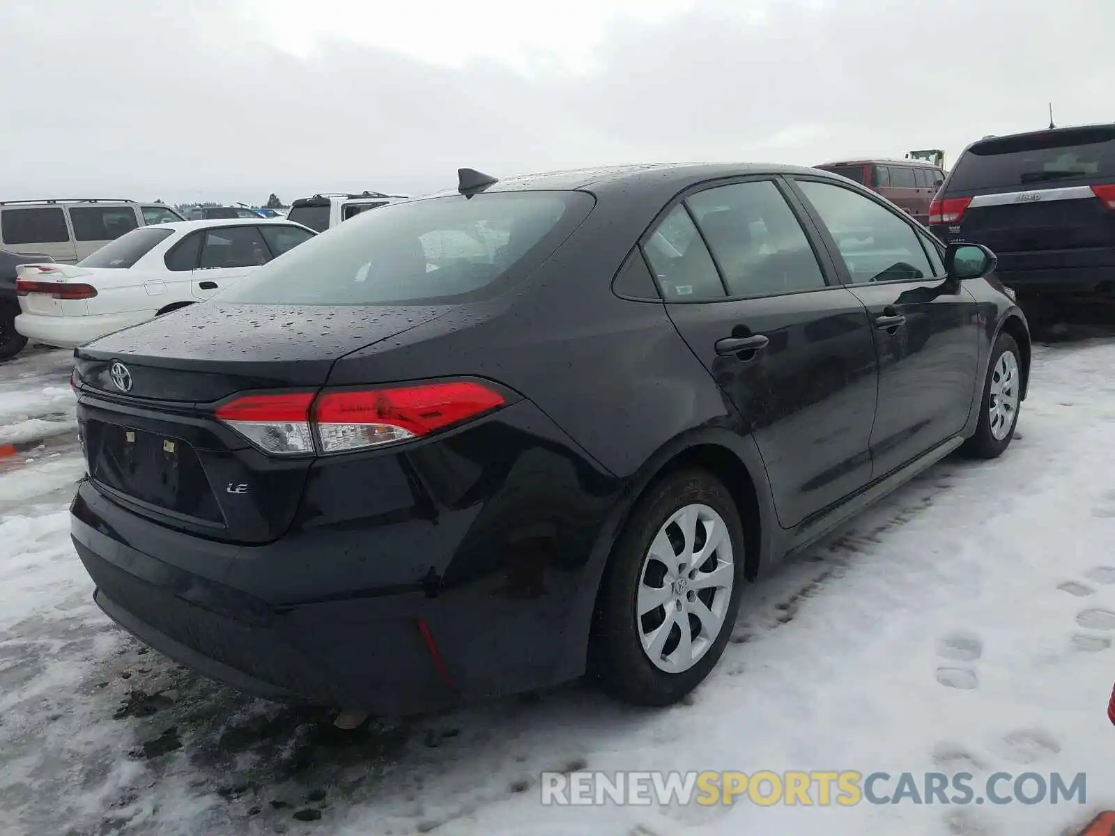 4 Photograph of a damaged car 5YFEPRAE4LP023842 TOYOTA COROLLA 2020