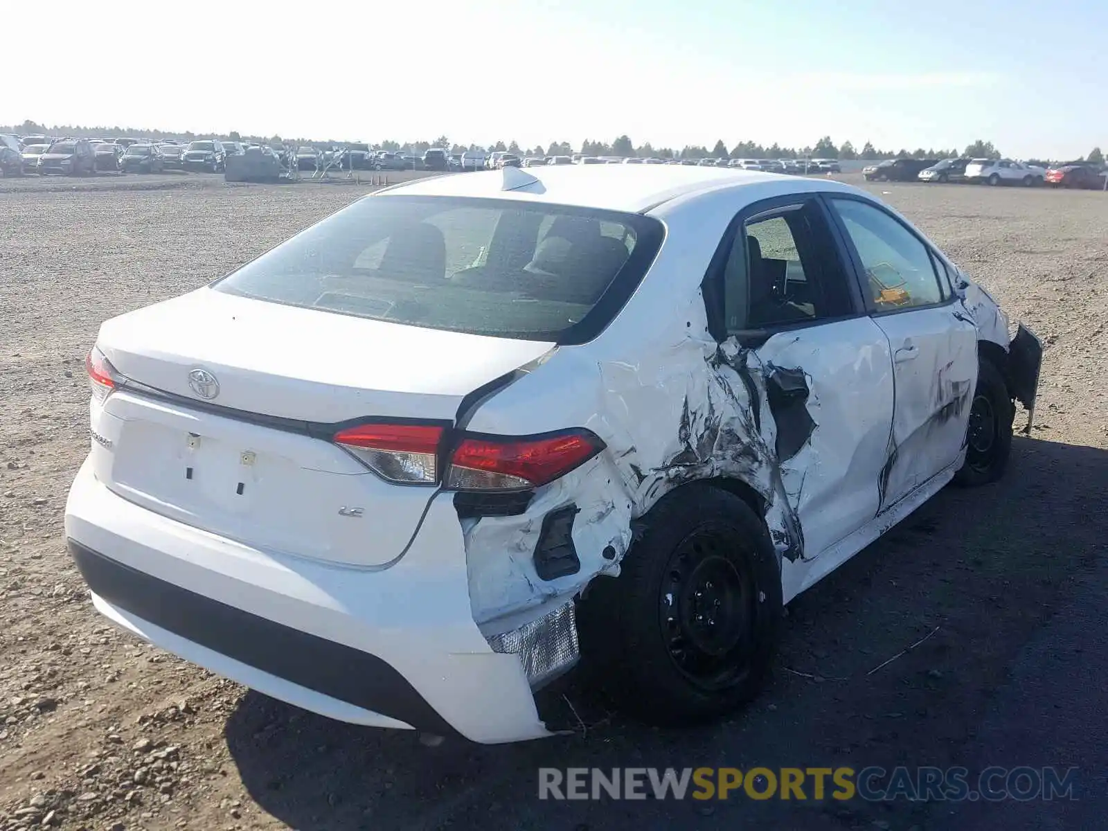 4 Photograph of a damaged car 5YFEPRAE4LP024943 TOYOTA COROLLA 2020