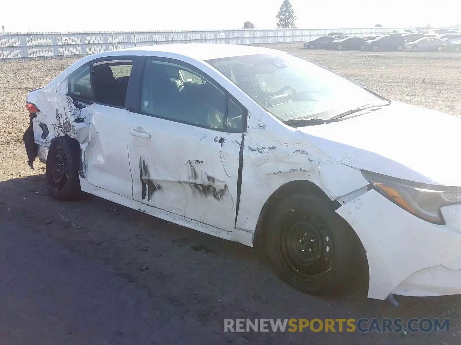 9 Photograph of a damaged car 5YFEPRAE4LP024943 TOYOTA COROLLA 2020