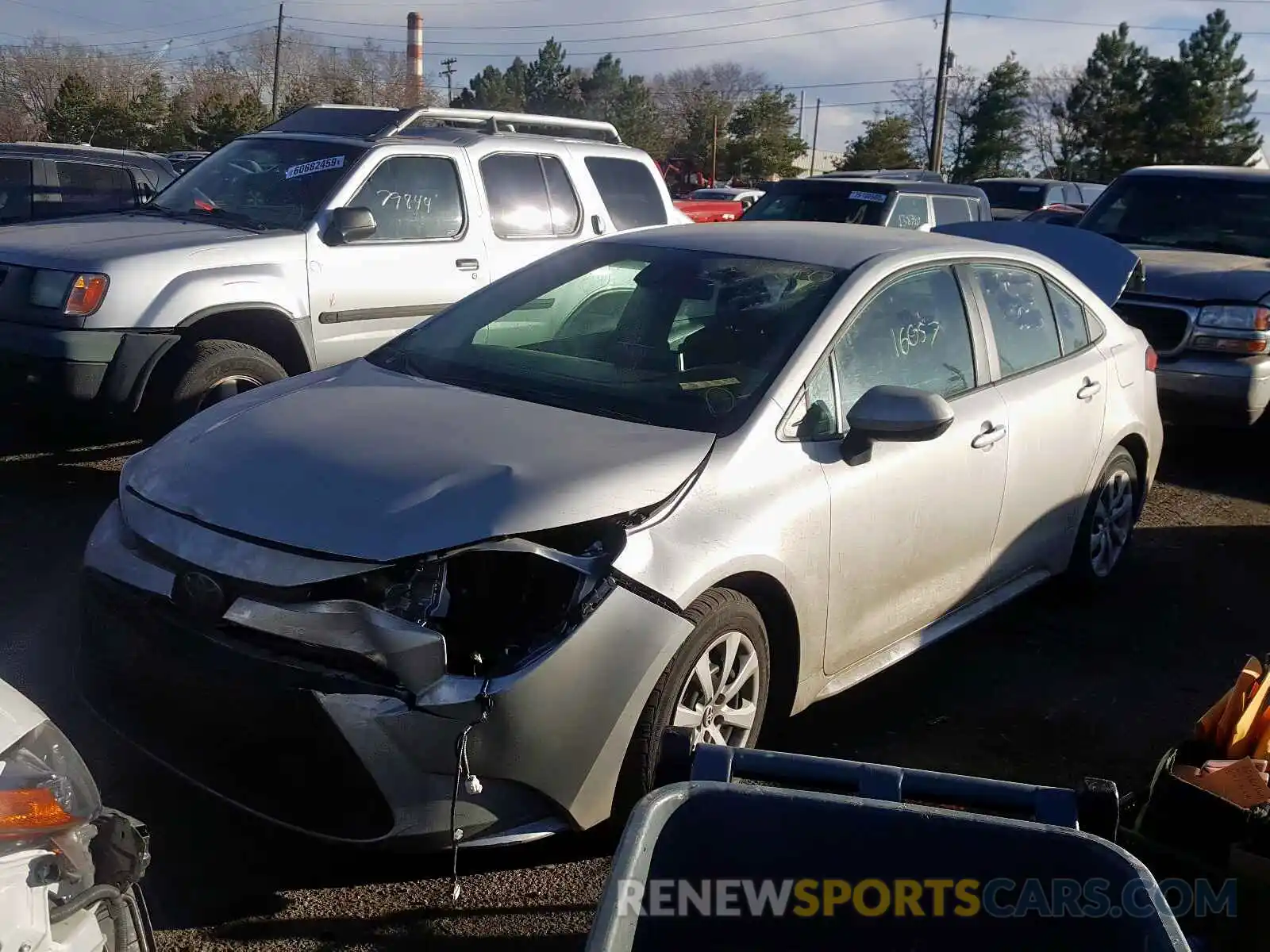 2 Photograph of a damaged car 5YFEPRAE4LP025056 TOYOTA COROLLA 2020