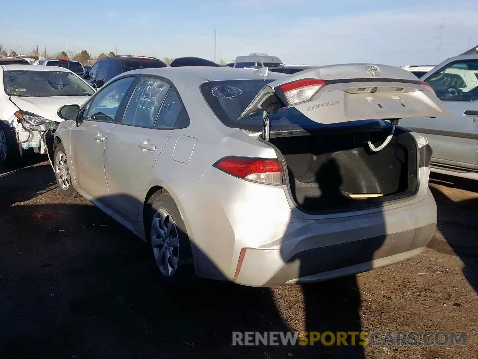 3 Photograph of a damaged car 5YFEPRAE4LP025056 TOYOTA COROLLA 2020