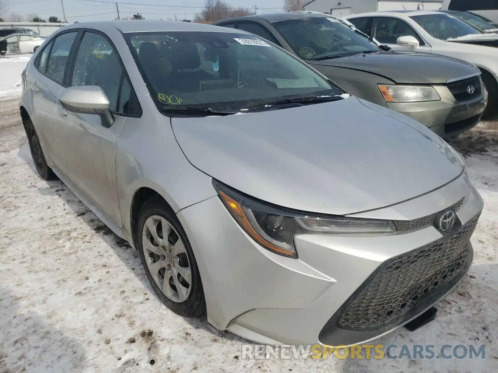 1 Photograph of a damaged car 5YFEPRAE4LP027891 TOYOTA COROLLA 2020