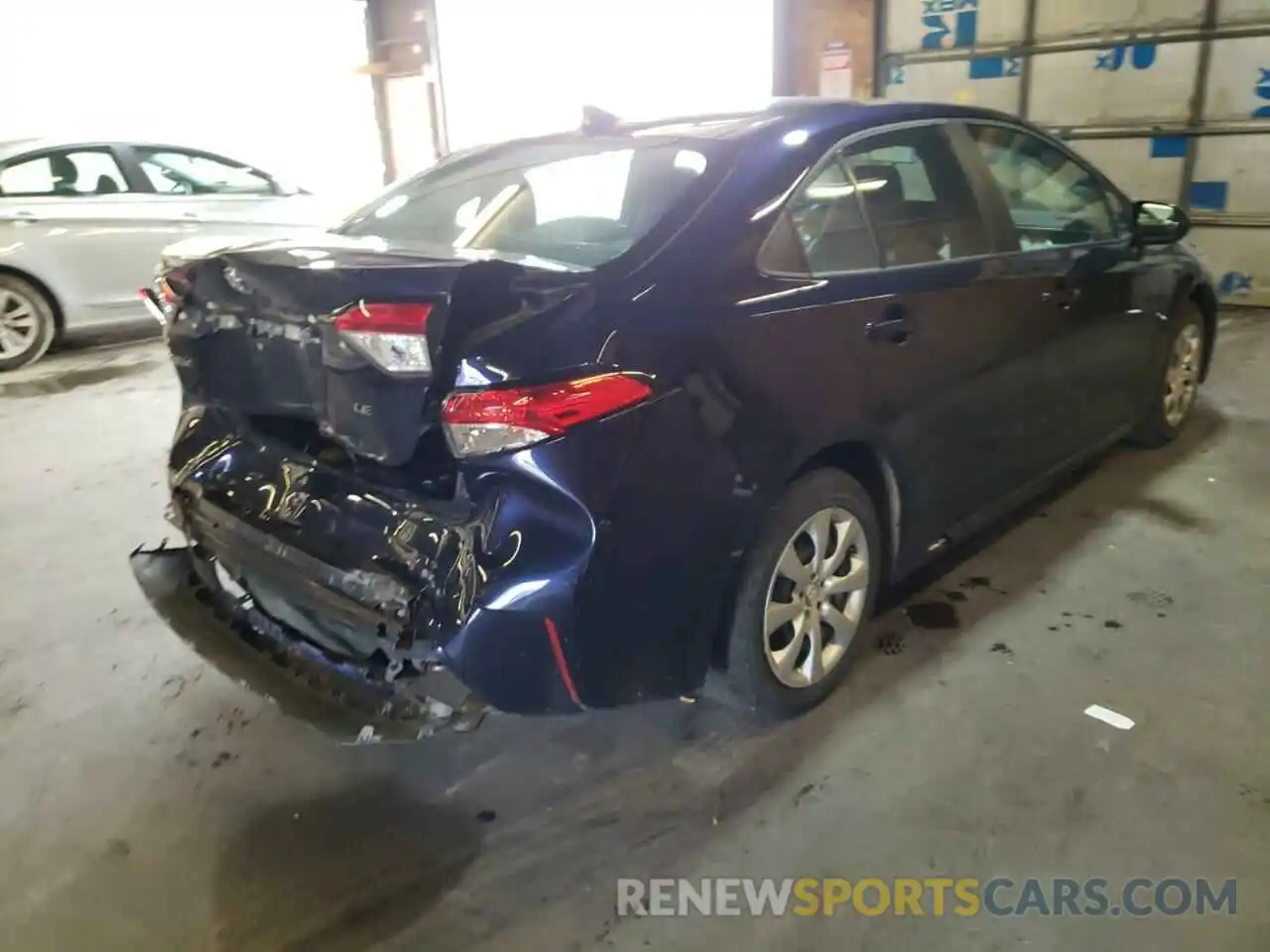 4 Photograph of a damaged car 5YFEPRAE4LP029284 TOYOTA COROLLA 2020