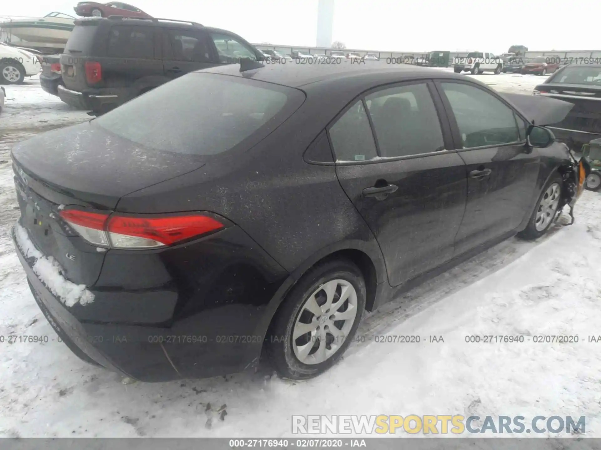 4 Photograph of a damaged car 5YFEPRAE4LP029351 TOYOTA COROLLA 2020