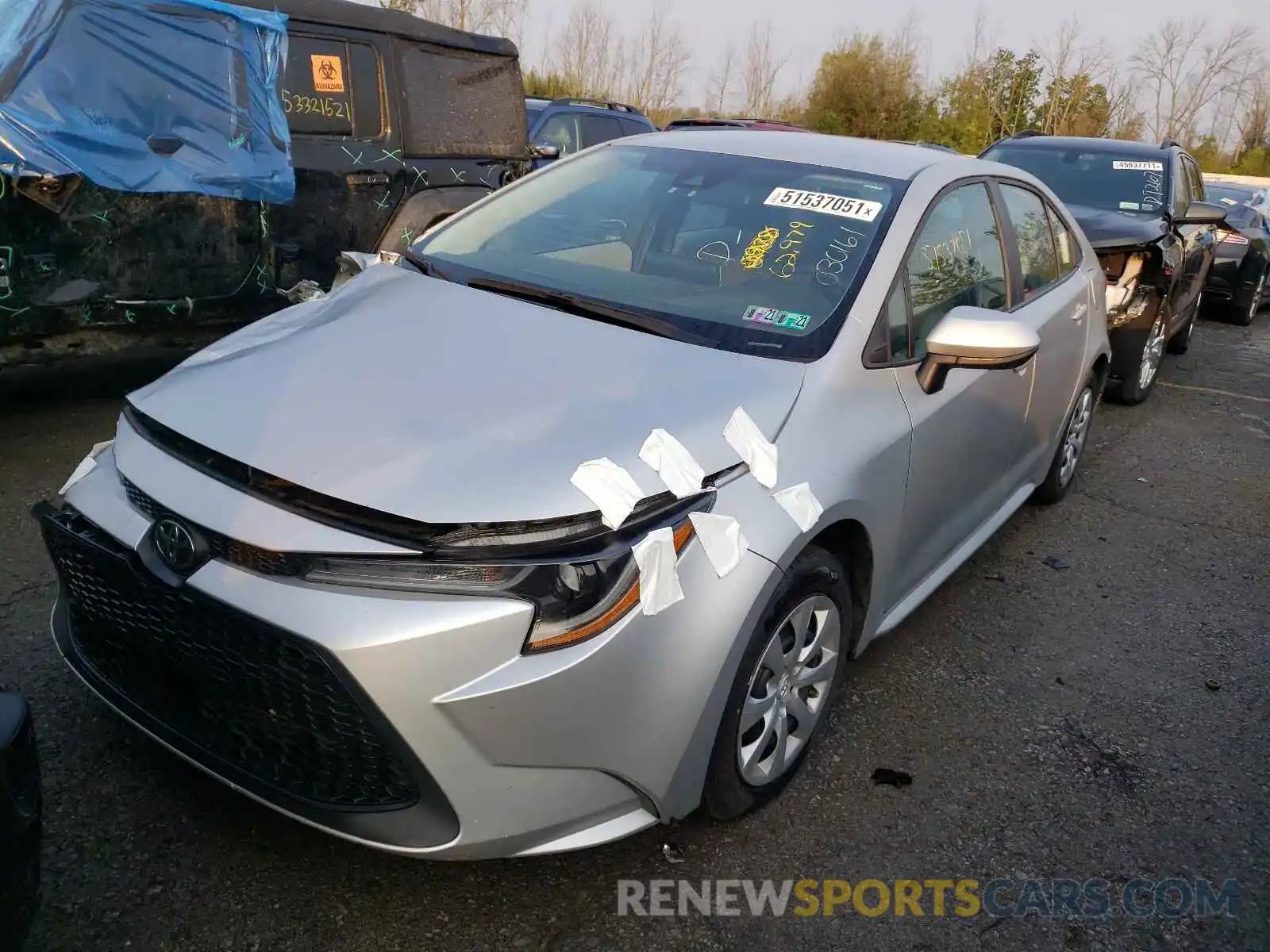 2 Photograph of a damaged car 5YFEPRAE4LP030161 TOYOTA COROLLA 2020