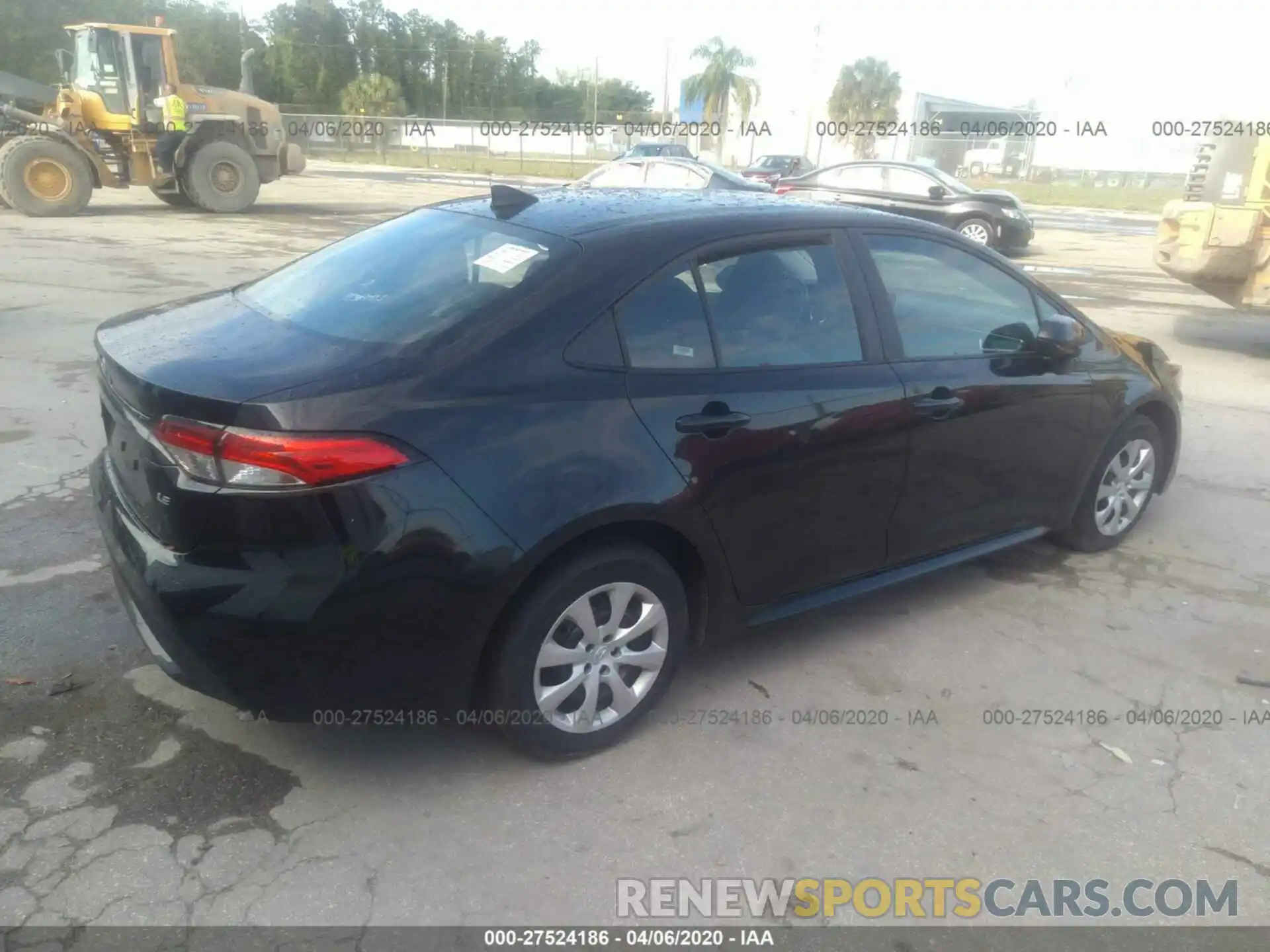 4 Photograph of a damaged car 5YFEPRAE4LP030371 TOYOTA COROLLA 2020