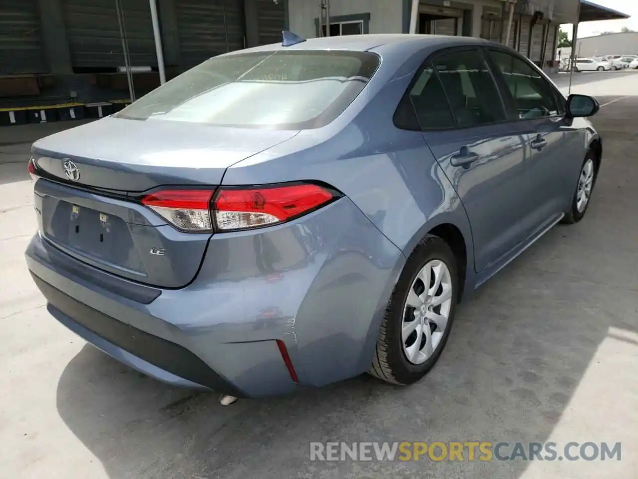 4 Photograph of a damaged car 5YFEPRAE4LP030872 TOYOTA COROLLA 2020