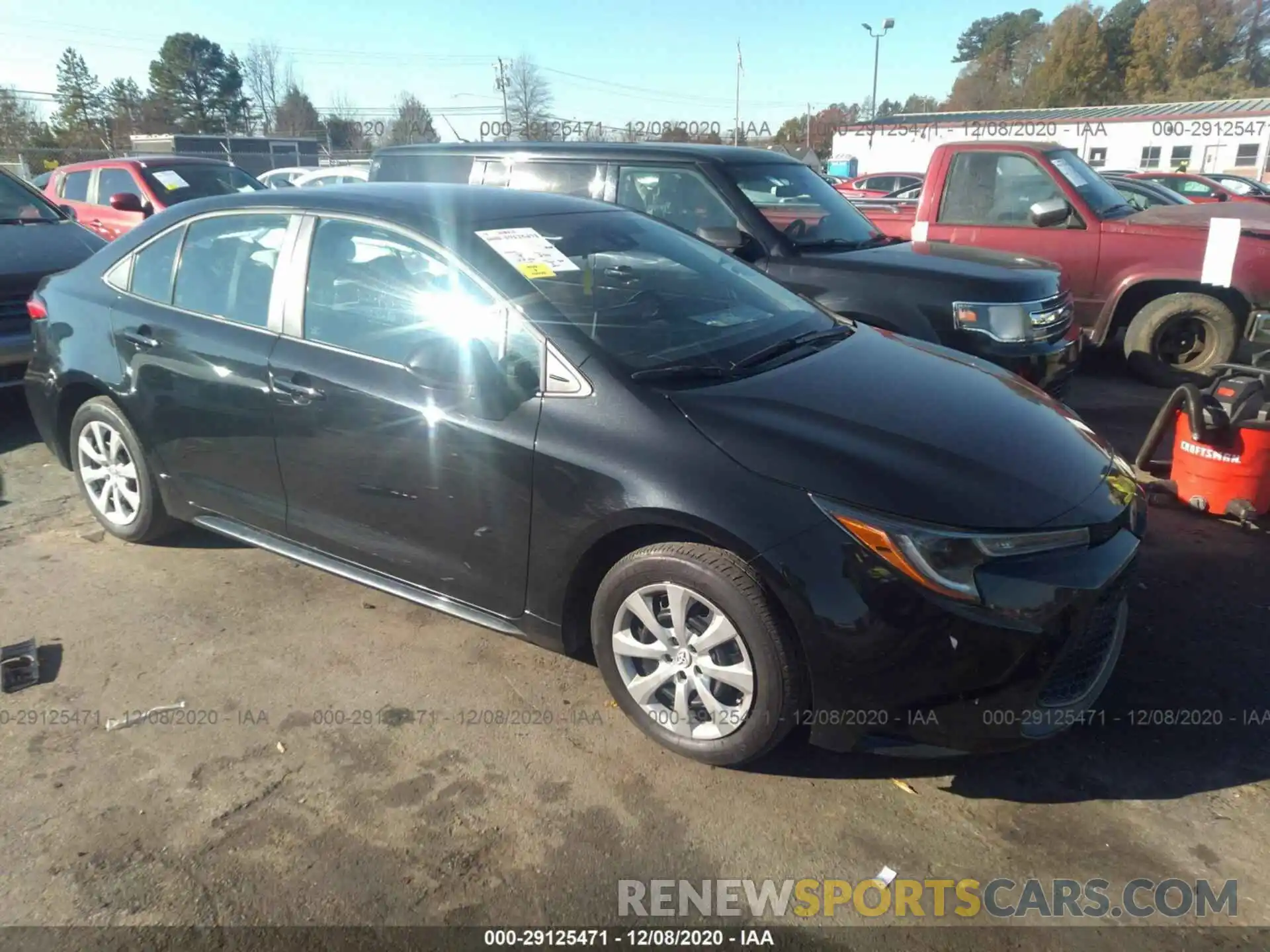 1 Photograph of a damaged car 5YFEPRAE4LP033402 TOYOTA COROLLA 2020