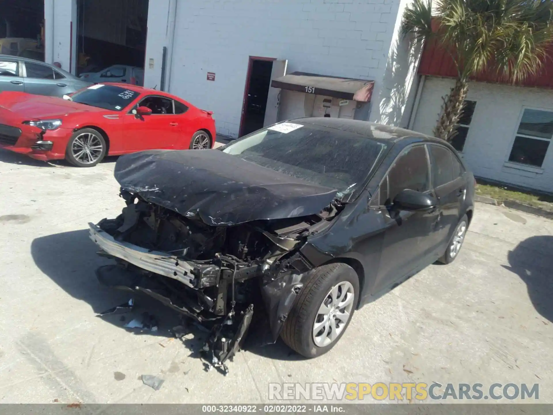 2 Photograph of a damaged car 5YFEPRAE4LP034517 TOYOTA COROLLA 2020