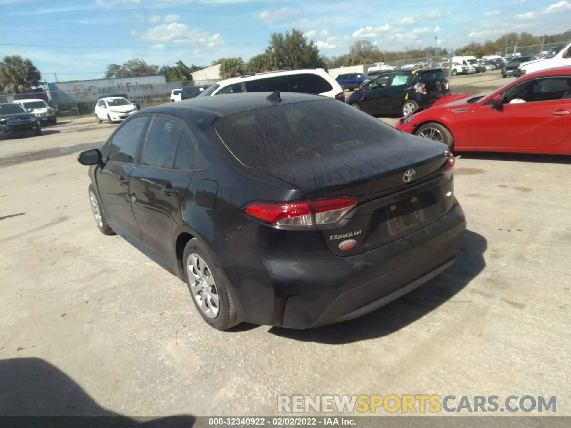 3 Photograph of a damaged car 5YFEPRAE4LP034517 TOYOTA COROLLA 2020