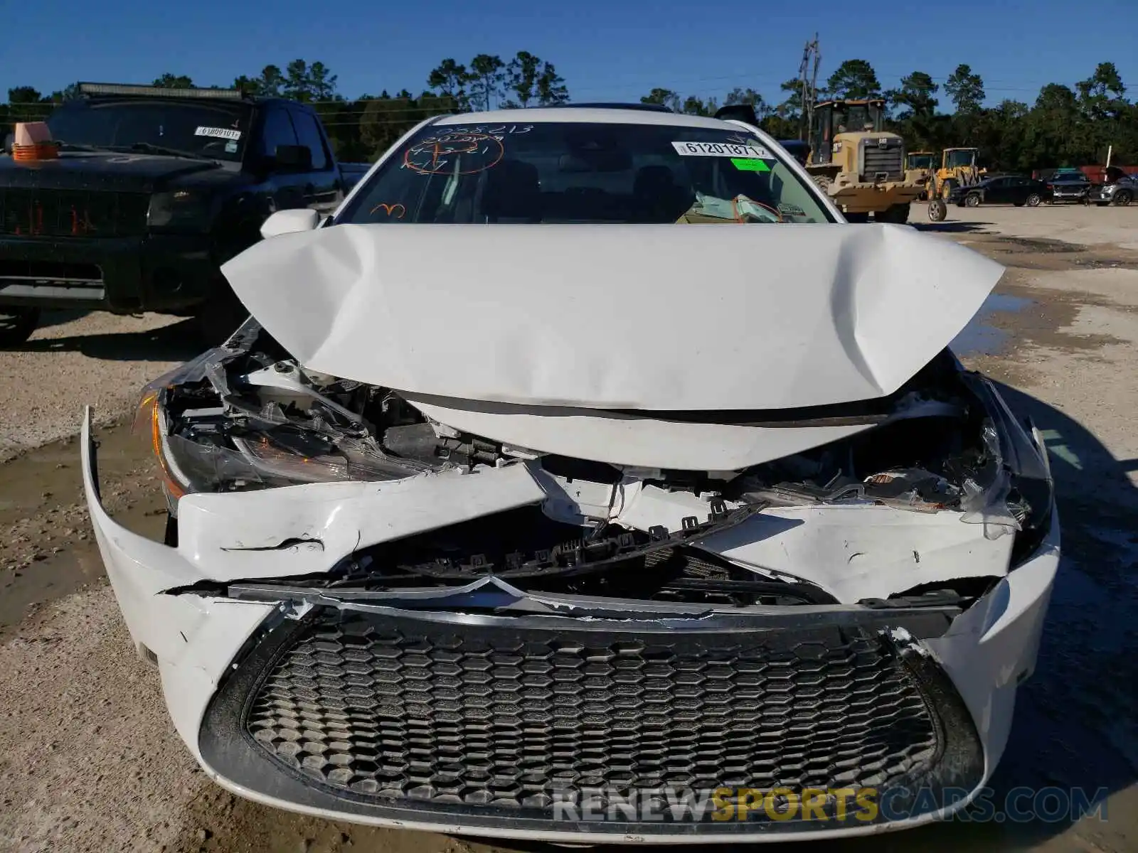 9 Photograph of a damaged car 5YFEPRAE4LP038213 TOYOTA COROLLA 2020