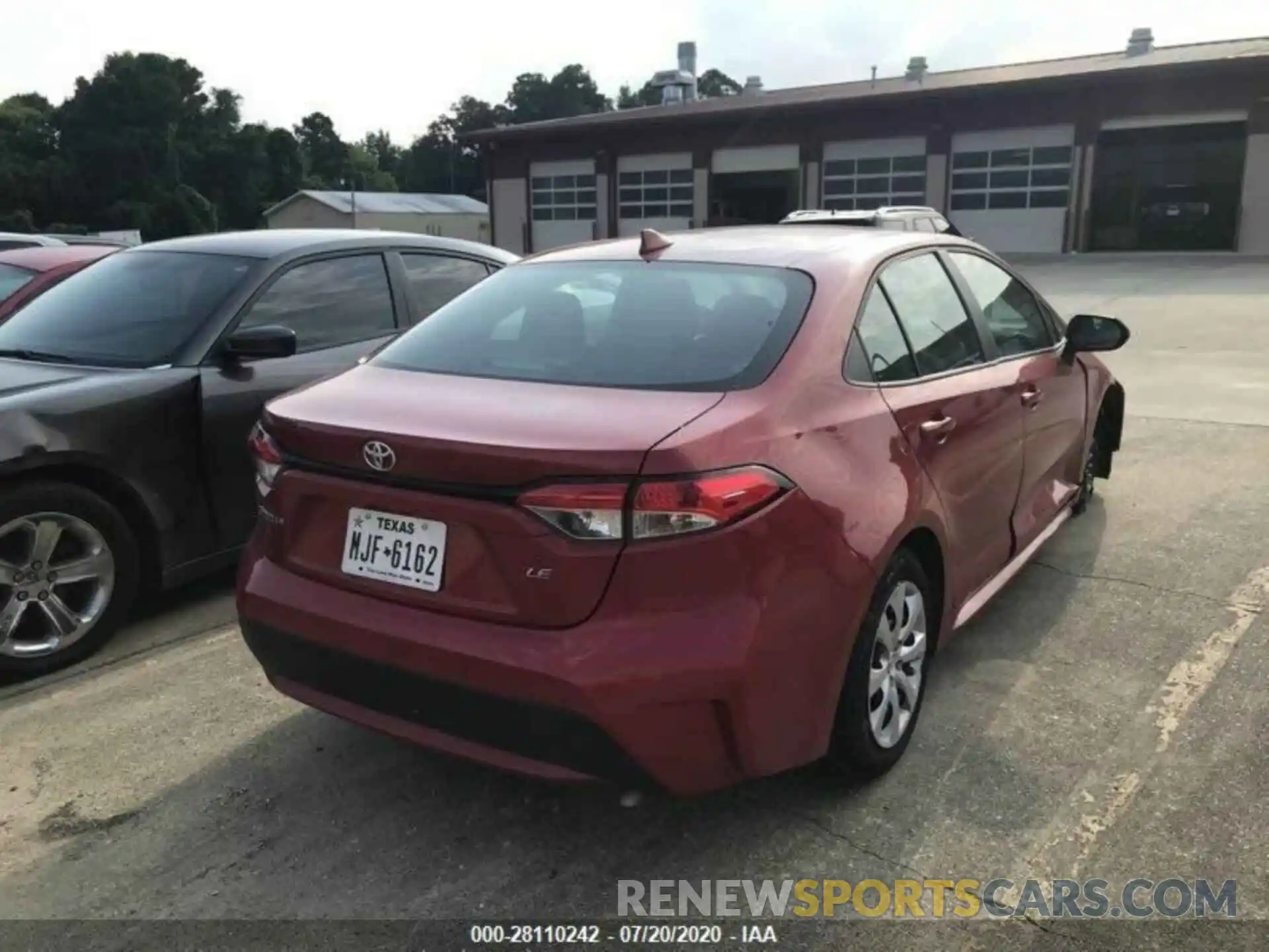 5 Photograph of a damaged car 5YFEPRAE4LP039698 TOYOTA COROLLA 2020