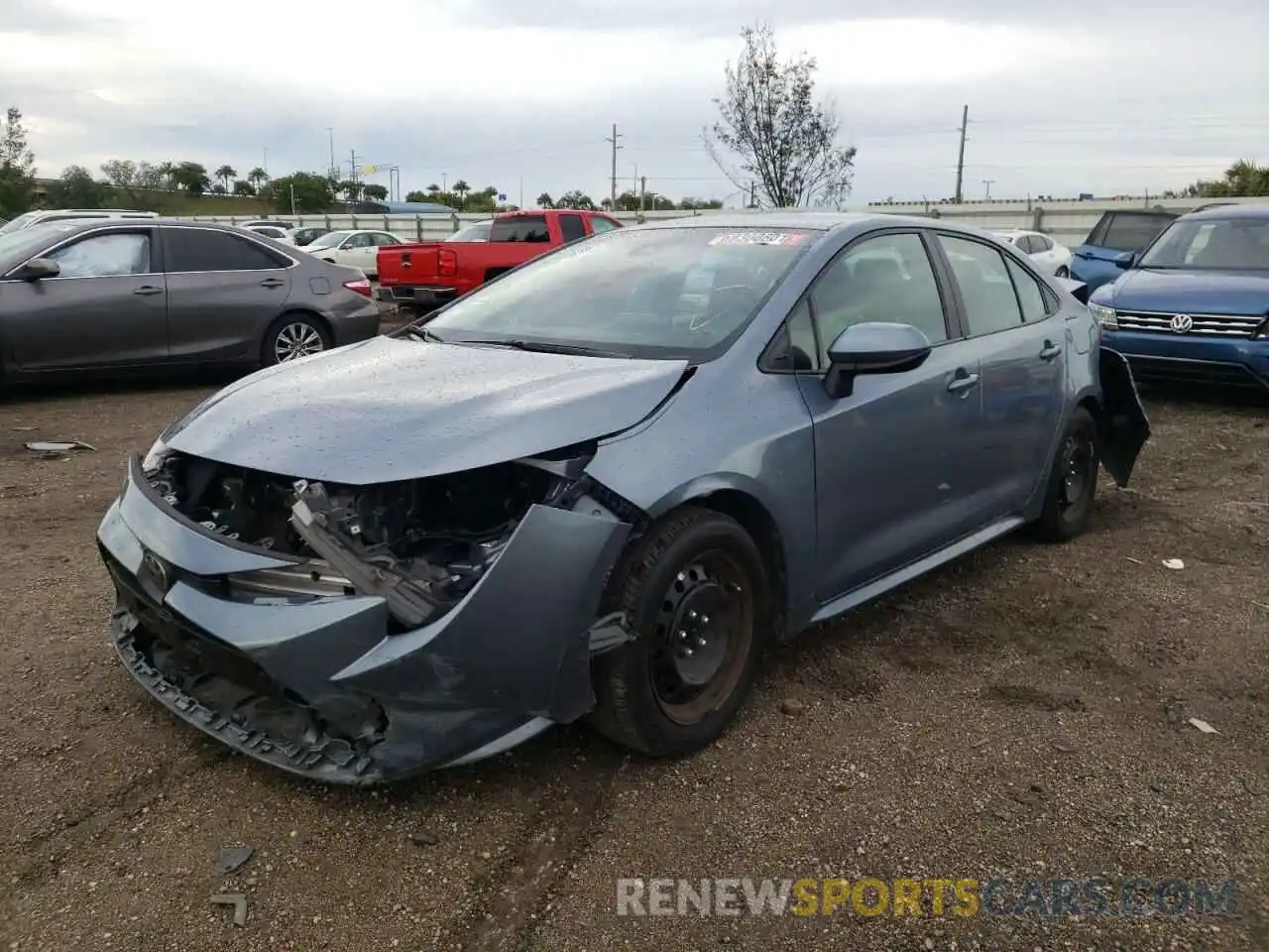 2 Photograph of a damaged car 5YFEPRAE4LP039703 TOYOTA COROLLA 2020