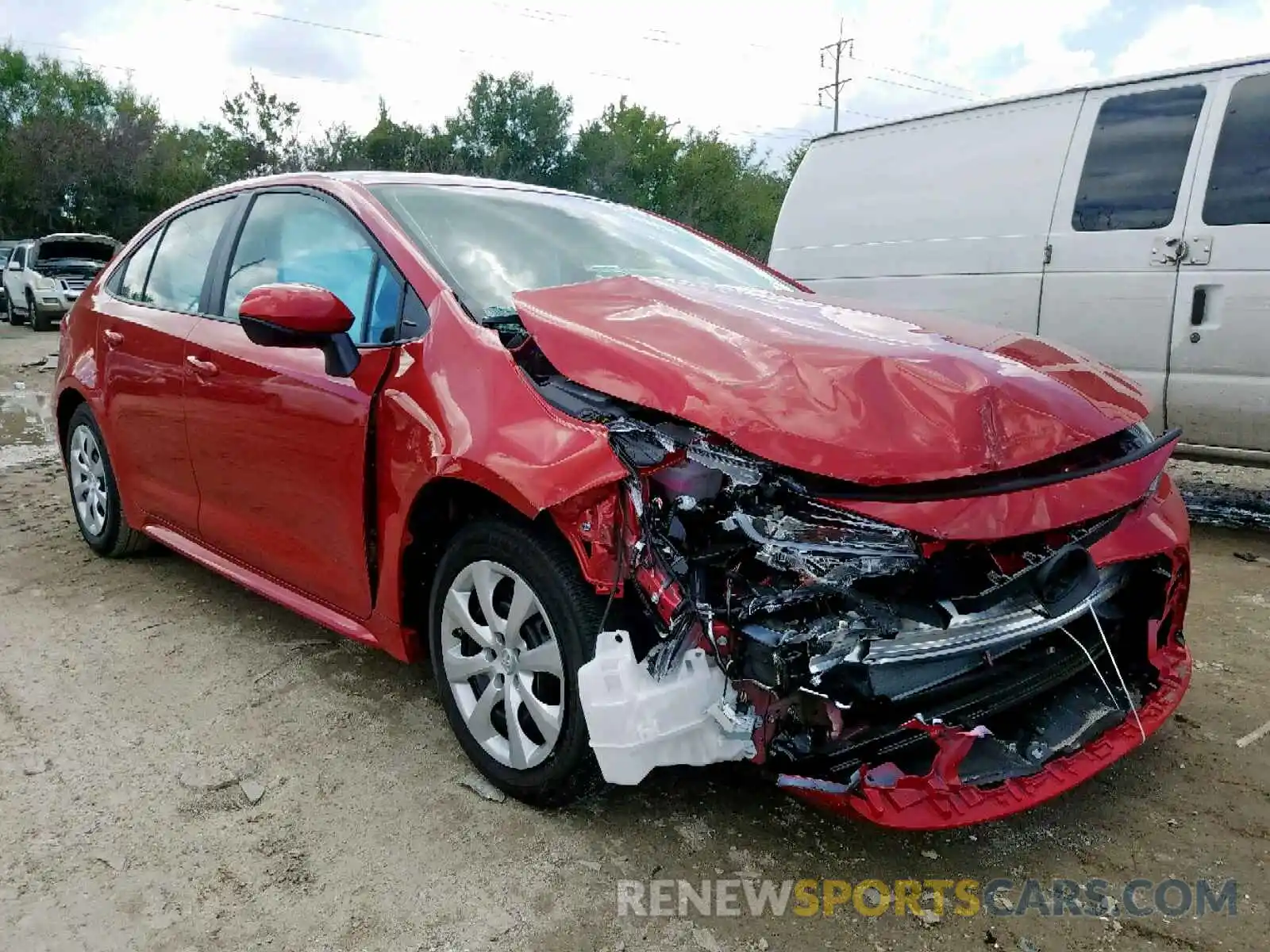 1 Photograph of a damaged car 5YFEPRAE4LP041838 TOYOTA COROLLA 2020