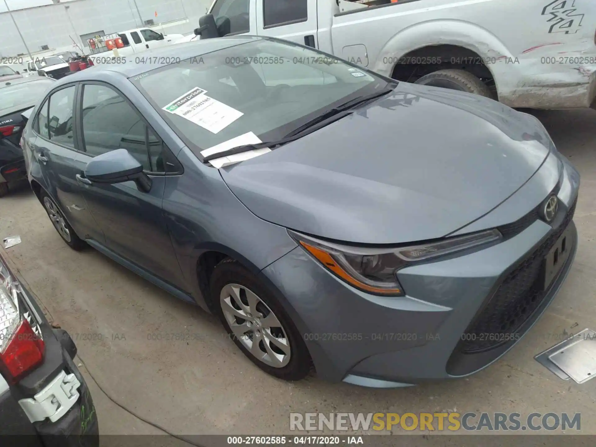 1 Photograph of a damaged car 5YFEPRAE4LP043072 TOYOTA COROLLA 2020