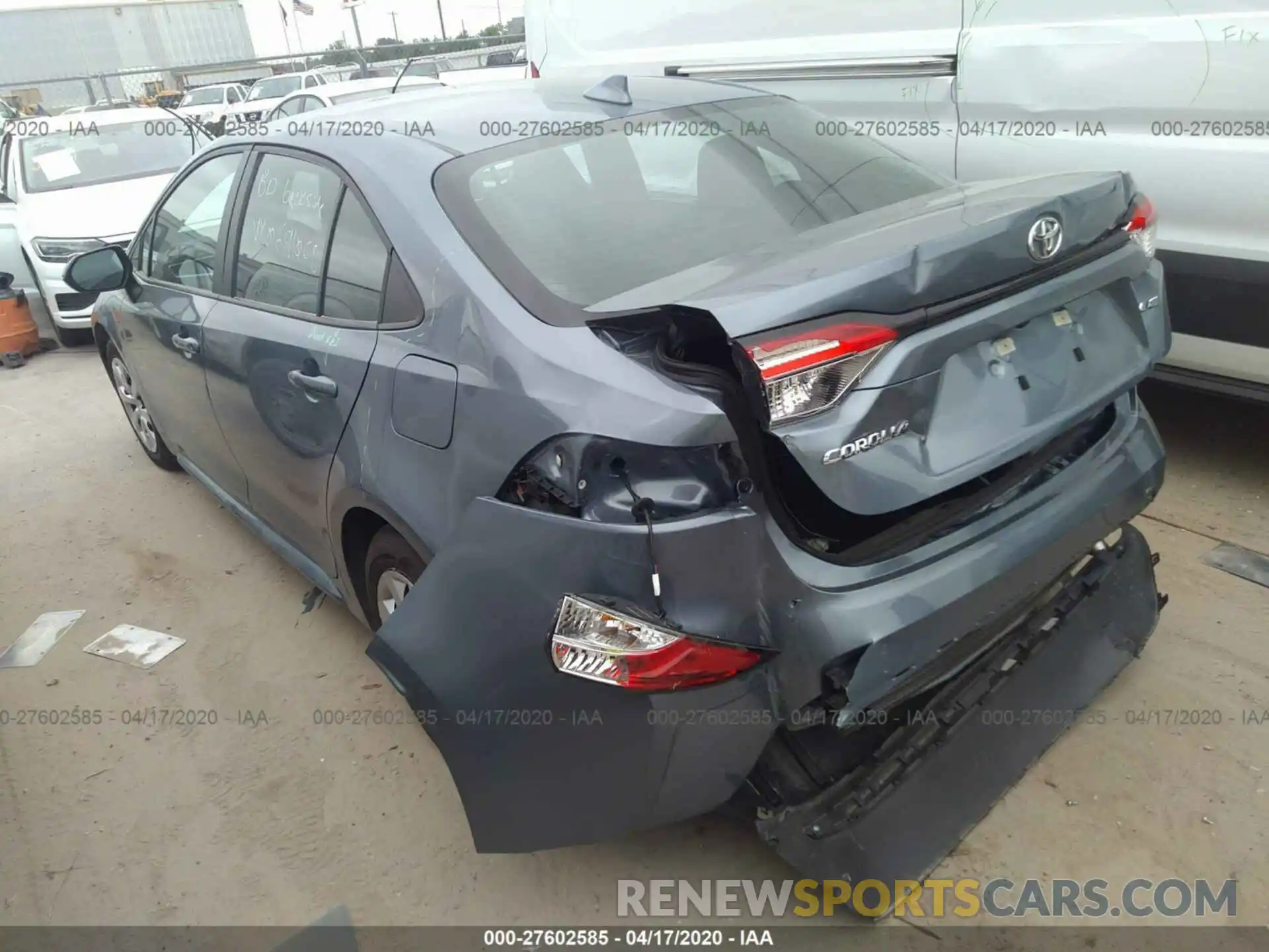 3 Photograph of a damaged car 5YFEPRAE4LP043072 TOYOTA COROLLA 2020