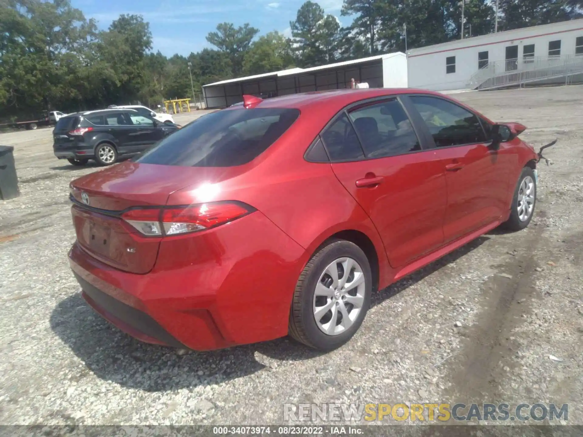 4 Photograph of a damaged car 5YFEPRAE4LP044111 TOYOTA COROLLA 2020