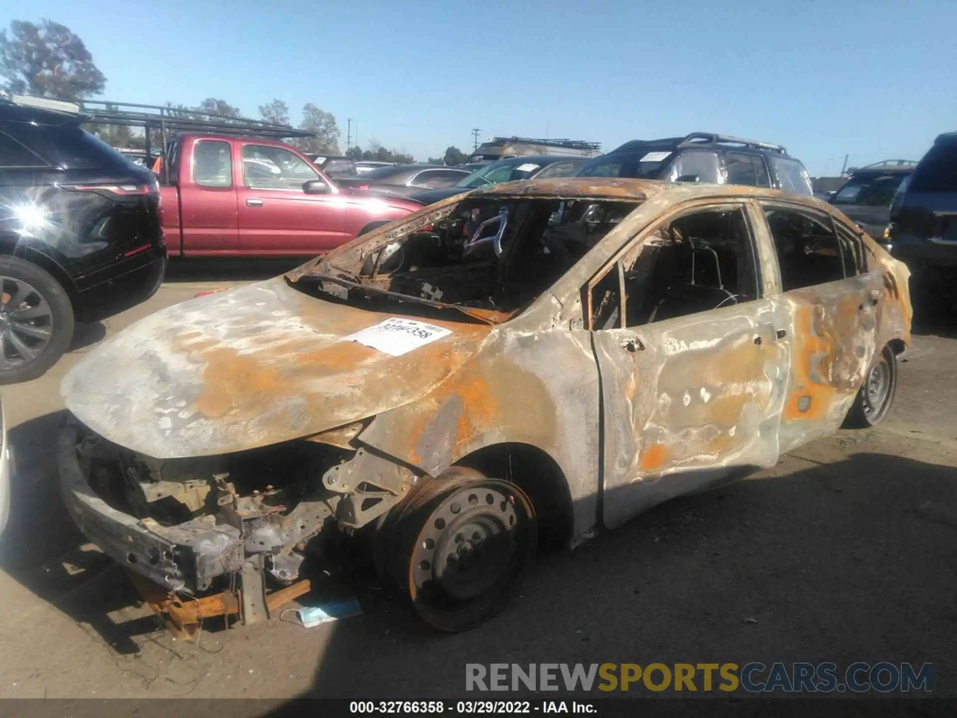 2 Photograph of a damaged car 5YFEPRAE4LP044819 TOYOTA COROLLA 2020