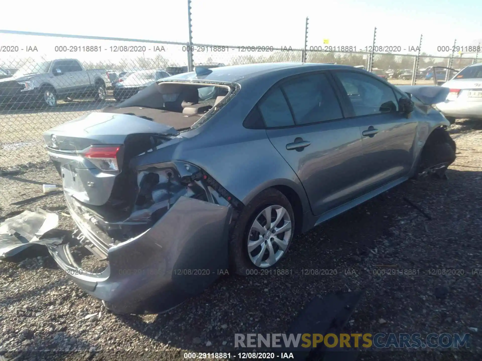 4 Photograph of a damaged car 5YFEPRAE4LP045050 TOYOTA COROLLA 2020