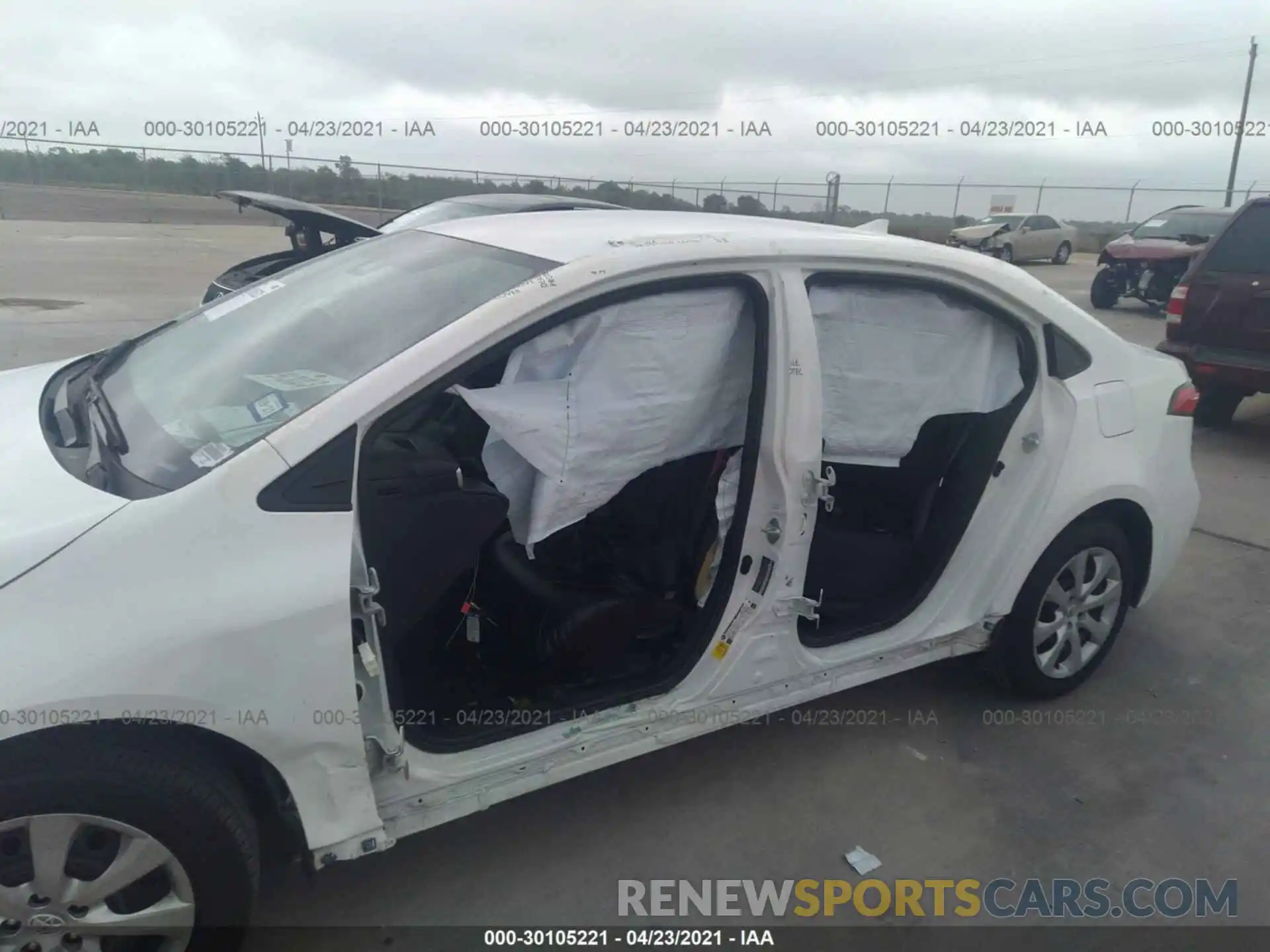 6 Photograph of a damaged car 5YFEPRAE4LP048076 TOYOTA COROLLA 2020