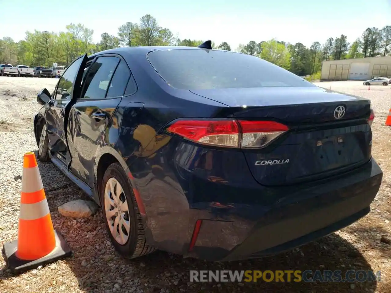 3 Photograph of a damaged car 5YFEPRAE4LP048398 TOYOTA COROLLA 2020