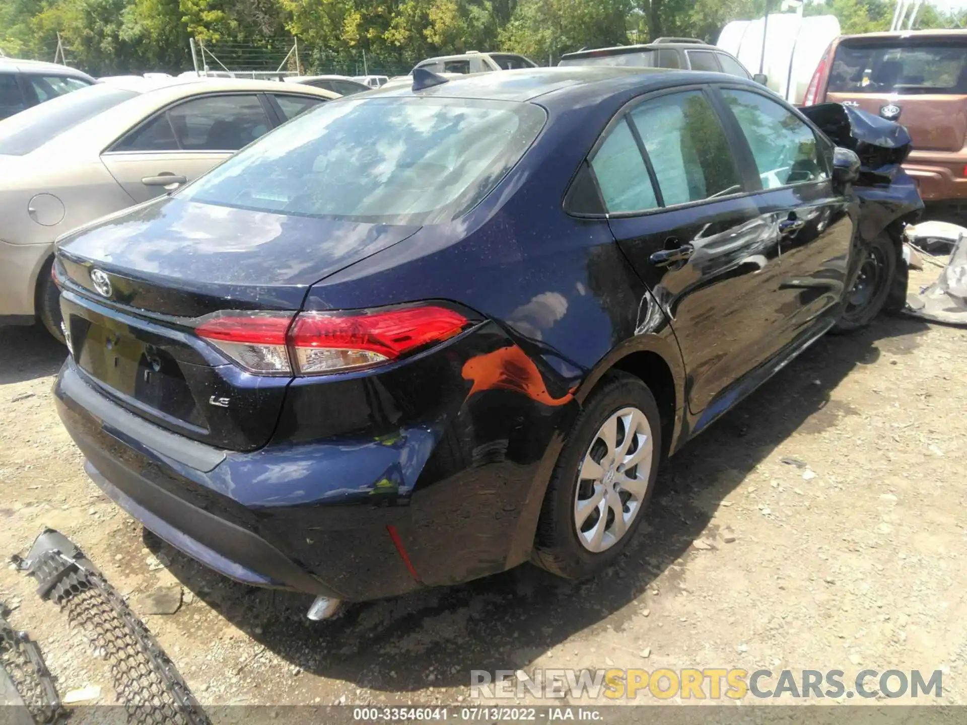 4 Photograph of a damaged car 5YFEPRAE4LP049521 TOYOTA COROLLA 2020