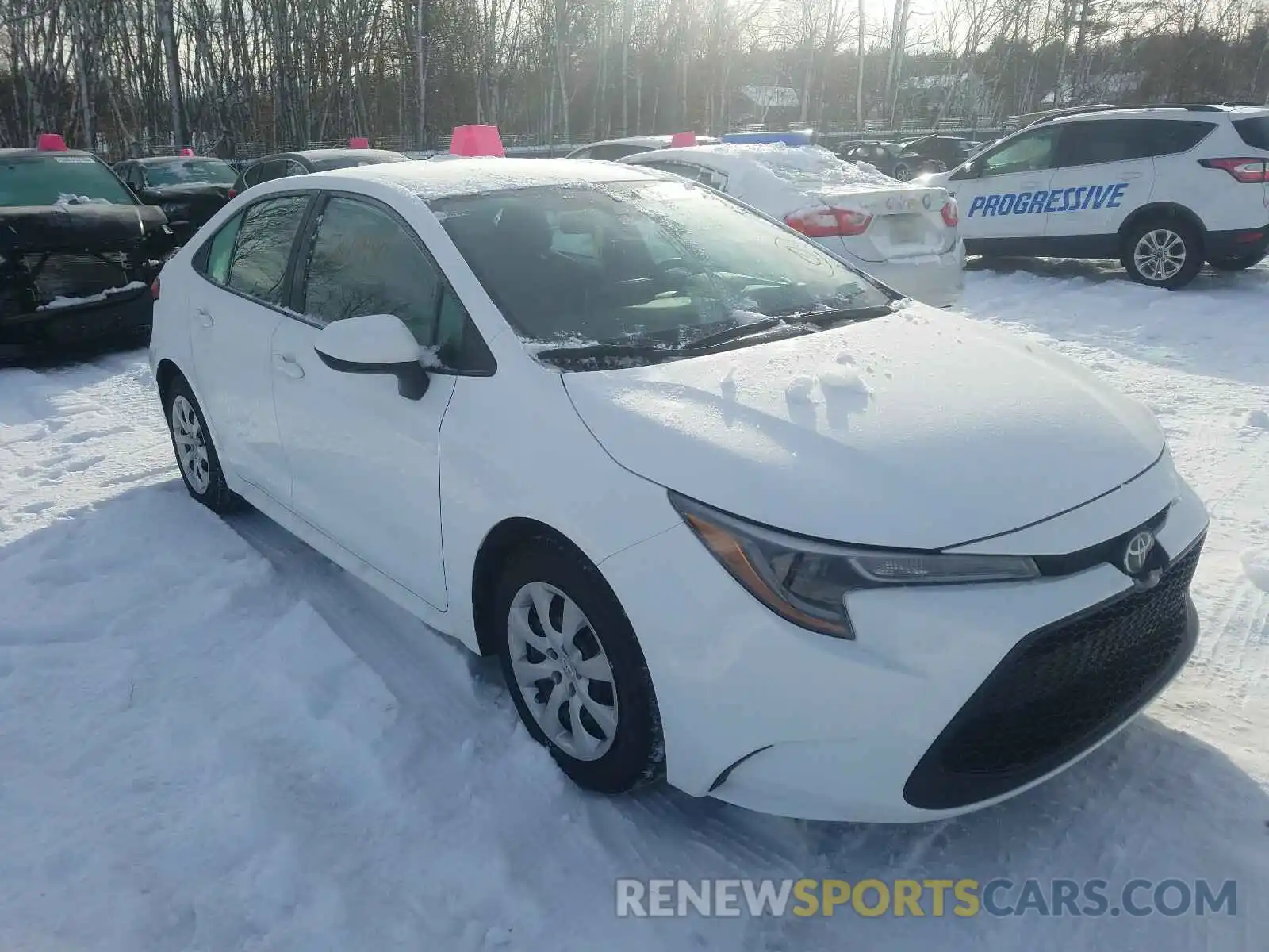 1 Photograph of a damaged car 5YFEPRAE4LP053603 TOYOTA COROLLA 2020