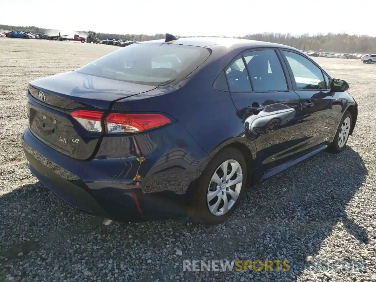 4 Photograph of a damaged car 5YFEPRAE4LP054847 TOYOTA COROLLA 2020