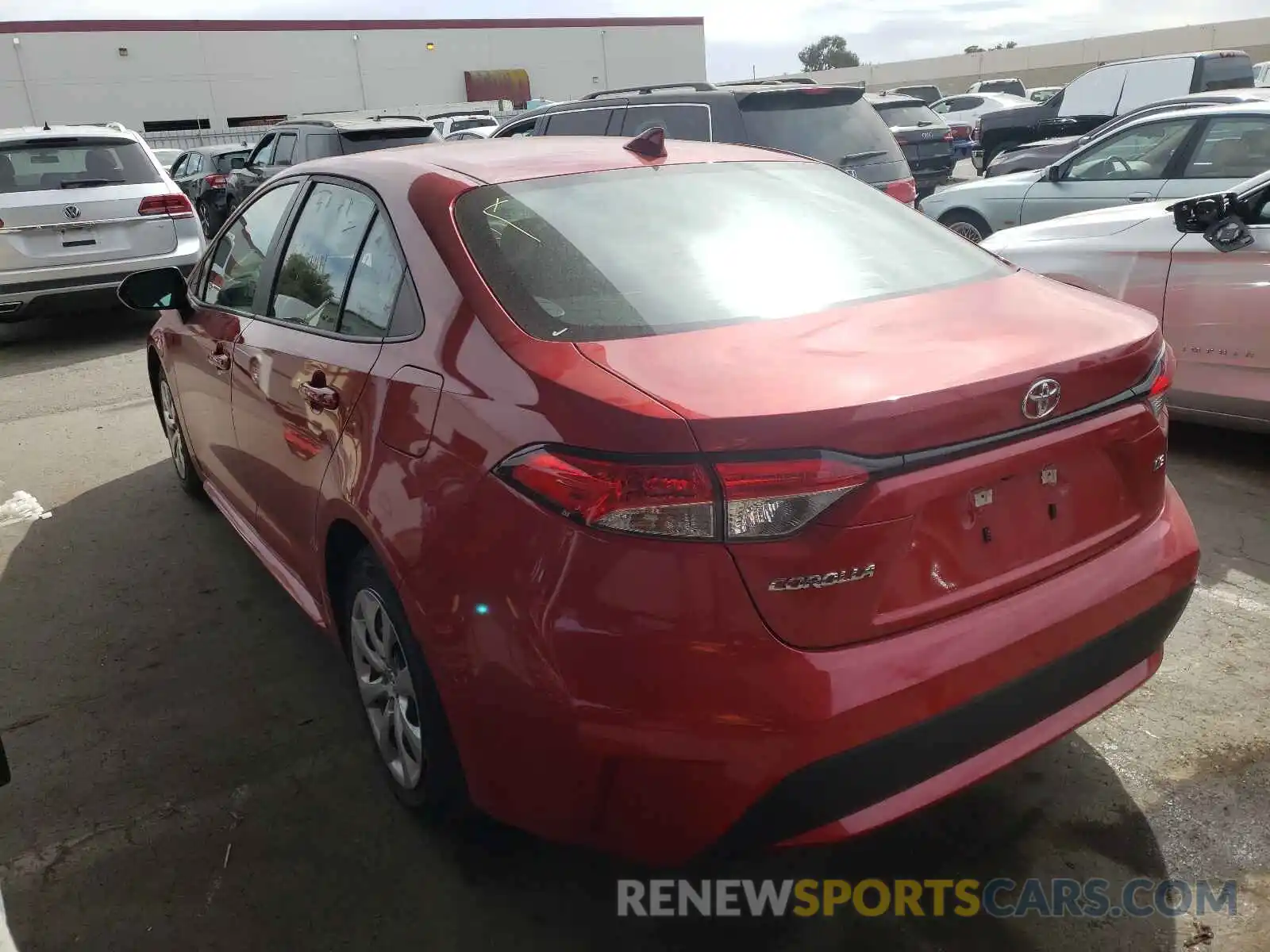 3 Photograph of a damaged car 5YFEPRAE4LP056369 TOYOTA COROLLA 2020