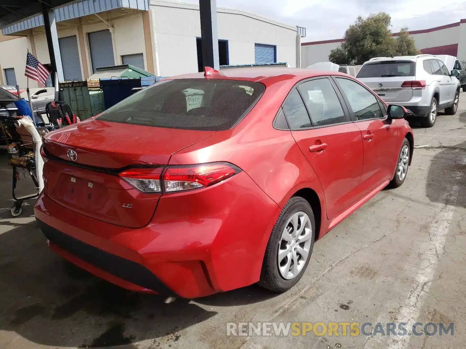 4 Photograph of a damaged car 5YFEPRAE4LP056369 TOYOTA COROLLA 2020