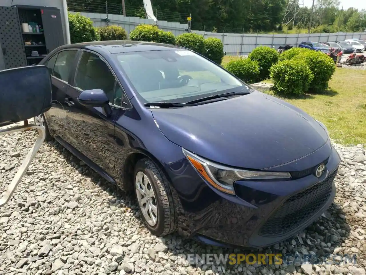 1 Photograph of a damaged car 5YFEPRAE4LP057389 TOYOTA COROLLA 2020