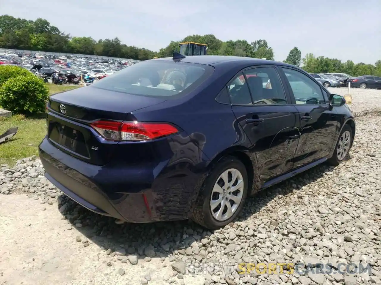 4 Photograph of a damaged car 5YFEPRAE4LP057389 TOYOTA COROLLA 2020