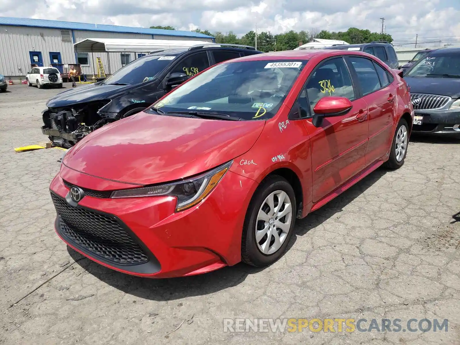 2 Photograph of a damaged car 5YFEPRAE4LP062396 TOYOTA COROLLA 2020