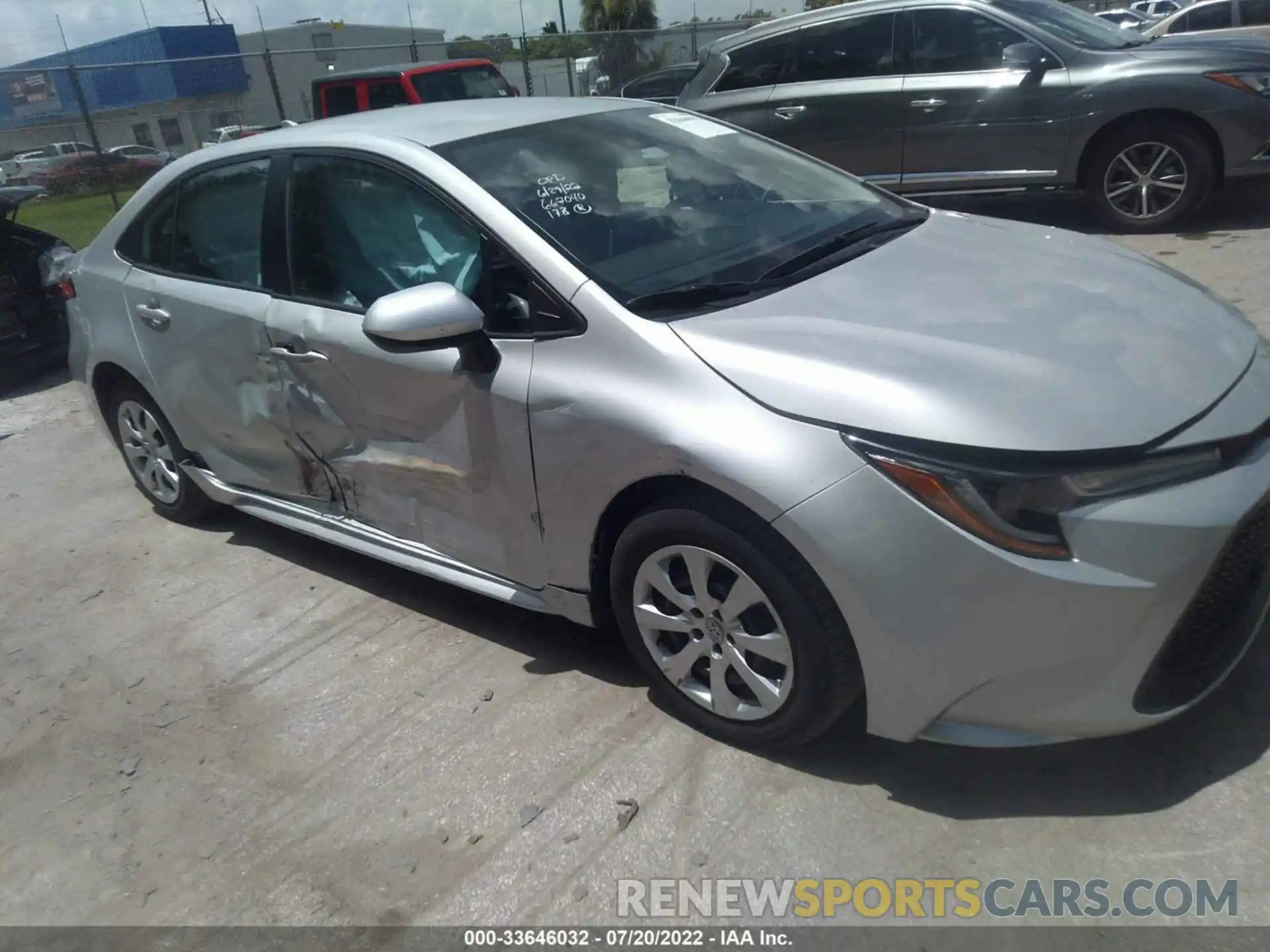 6 Photograph of a damaged car 5YFEPRAE4LP062592 TOYOTA COROLLA 2020