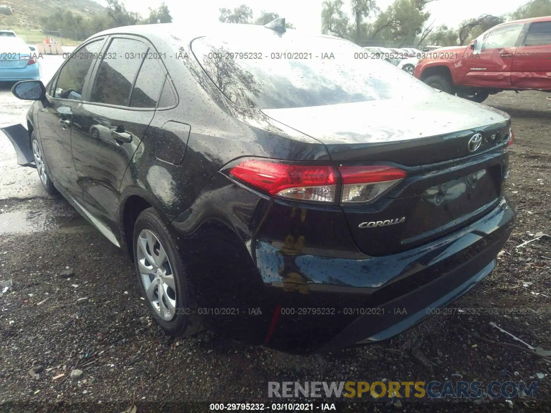 3 Photograph of a damaged car 5YFEPRAE4LP063306 TOYOTA COROLLA 2020