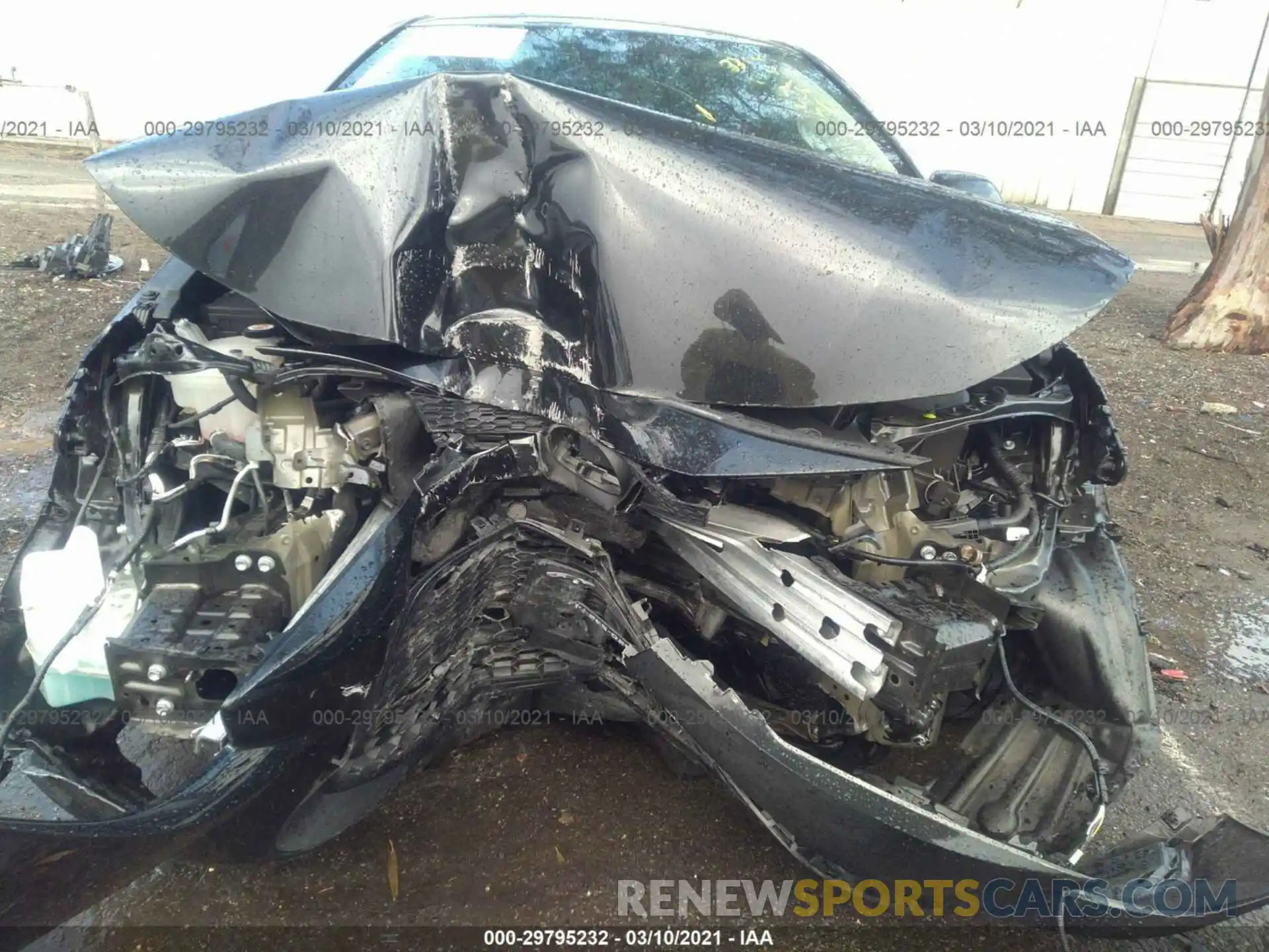 6 Photograph of a damaged car 5YFEPRAE4LP063306 TOYOTA COROLLA 2020