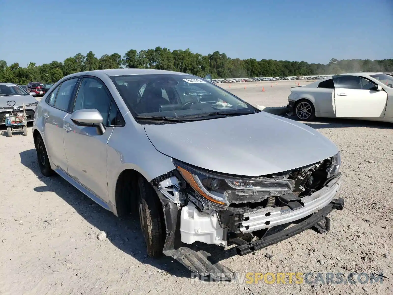 1 Photograph of a damaged car 5YFEPRAE4LP064097 TOYOTA COROLLA 2020