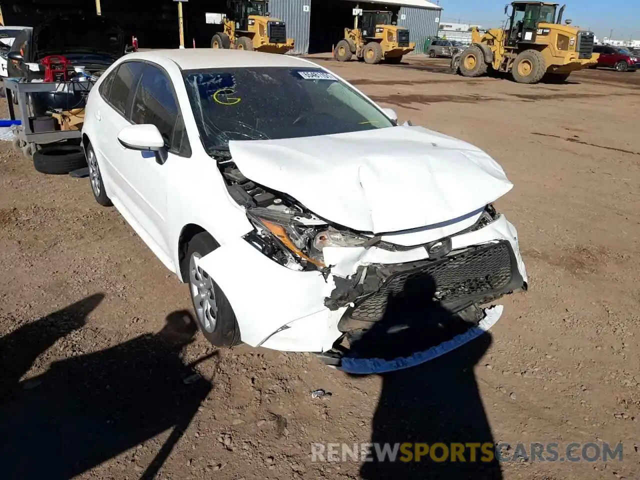 1 Photograph of a damaged car 5YFEPRAE4LP066075 TOYOTA COROLLA 2020