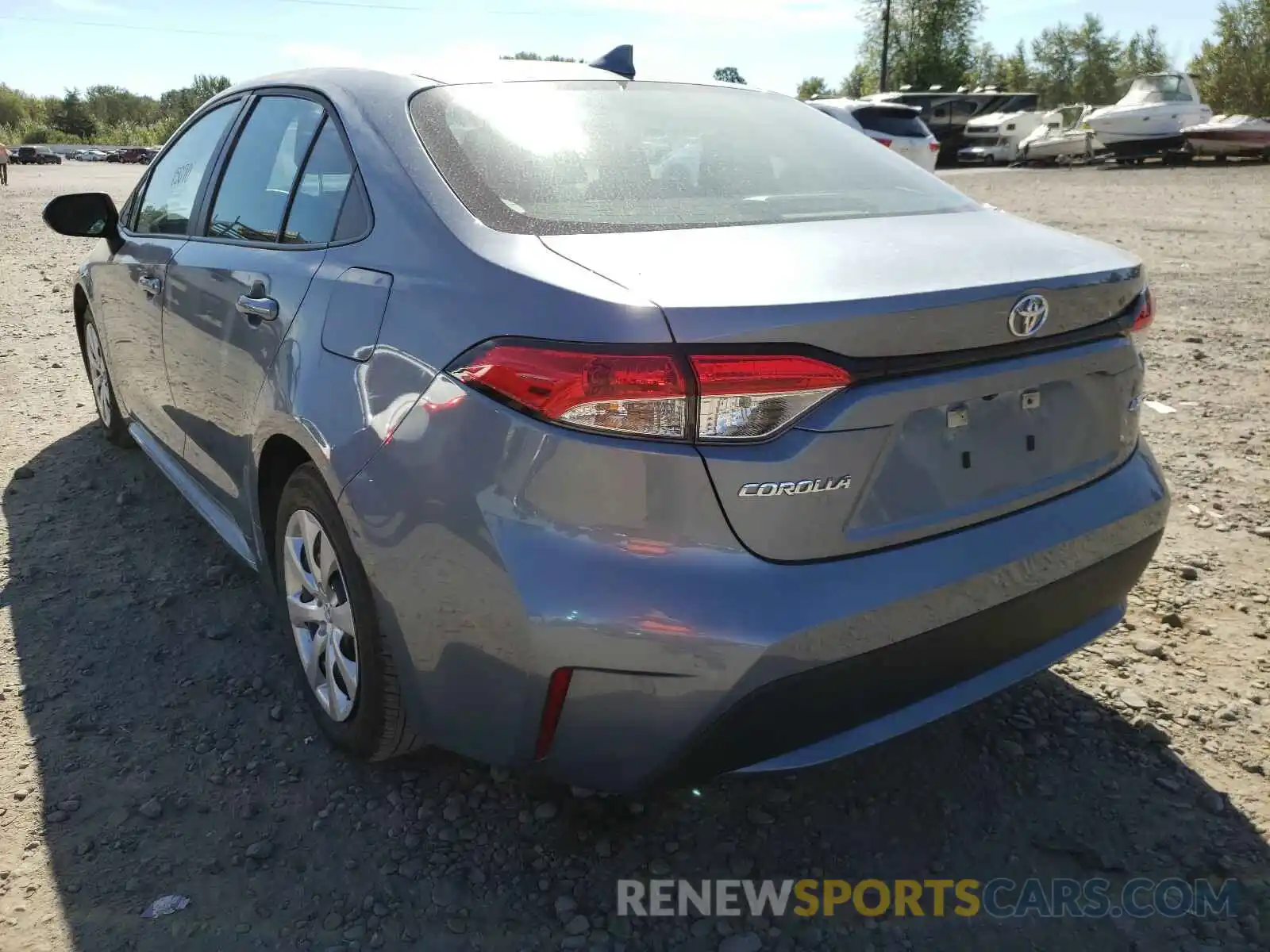 3 Photograph of a damaged car 5YFEPRAE4LP066979 TOYOTA COROLLA 2020