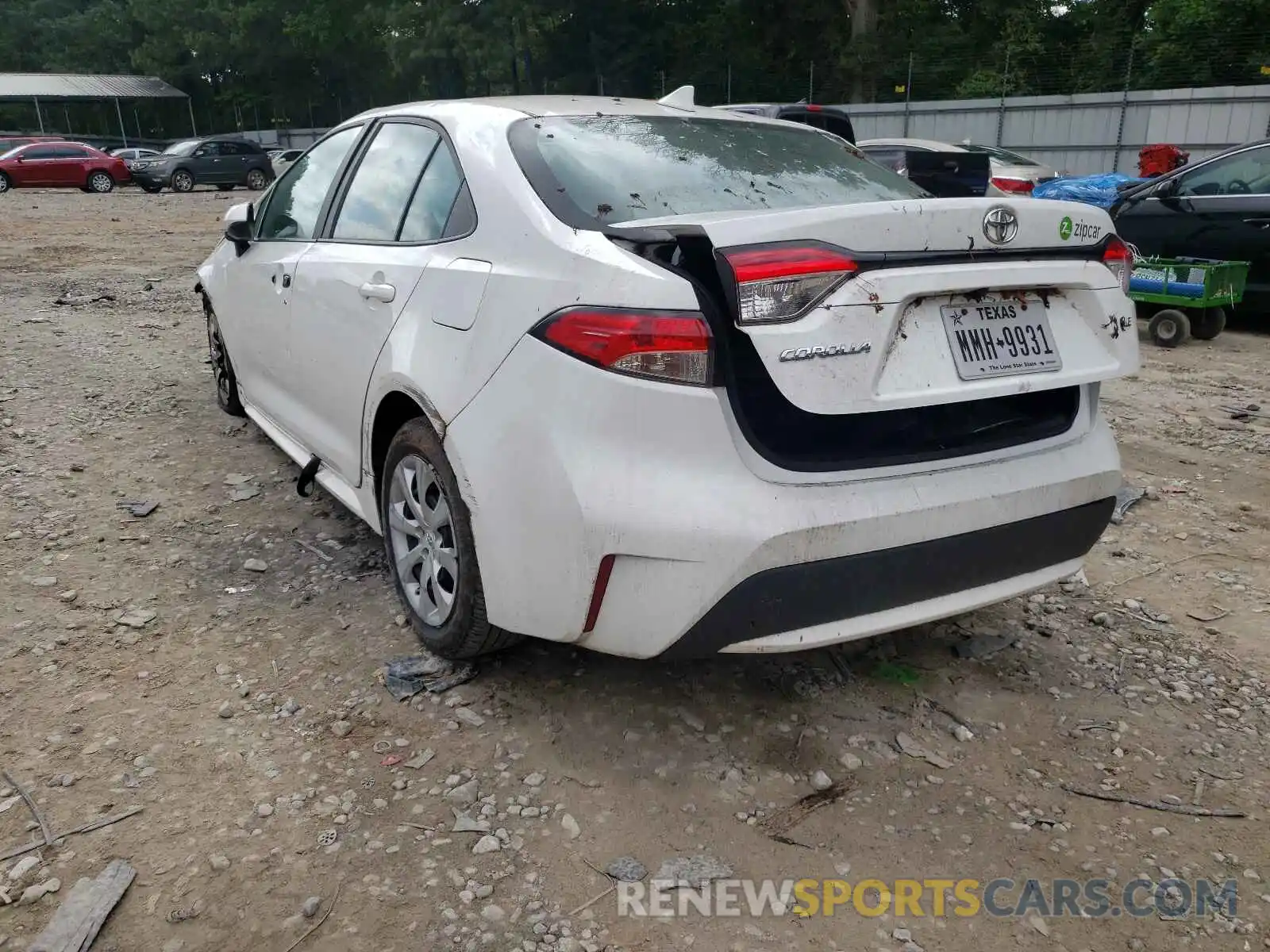 3 Photograph of a damaged car 5YFEPRAE4LP067193 TOYOTA COROLLA 2020