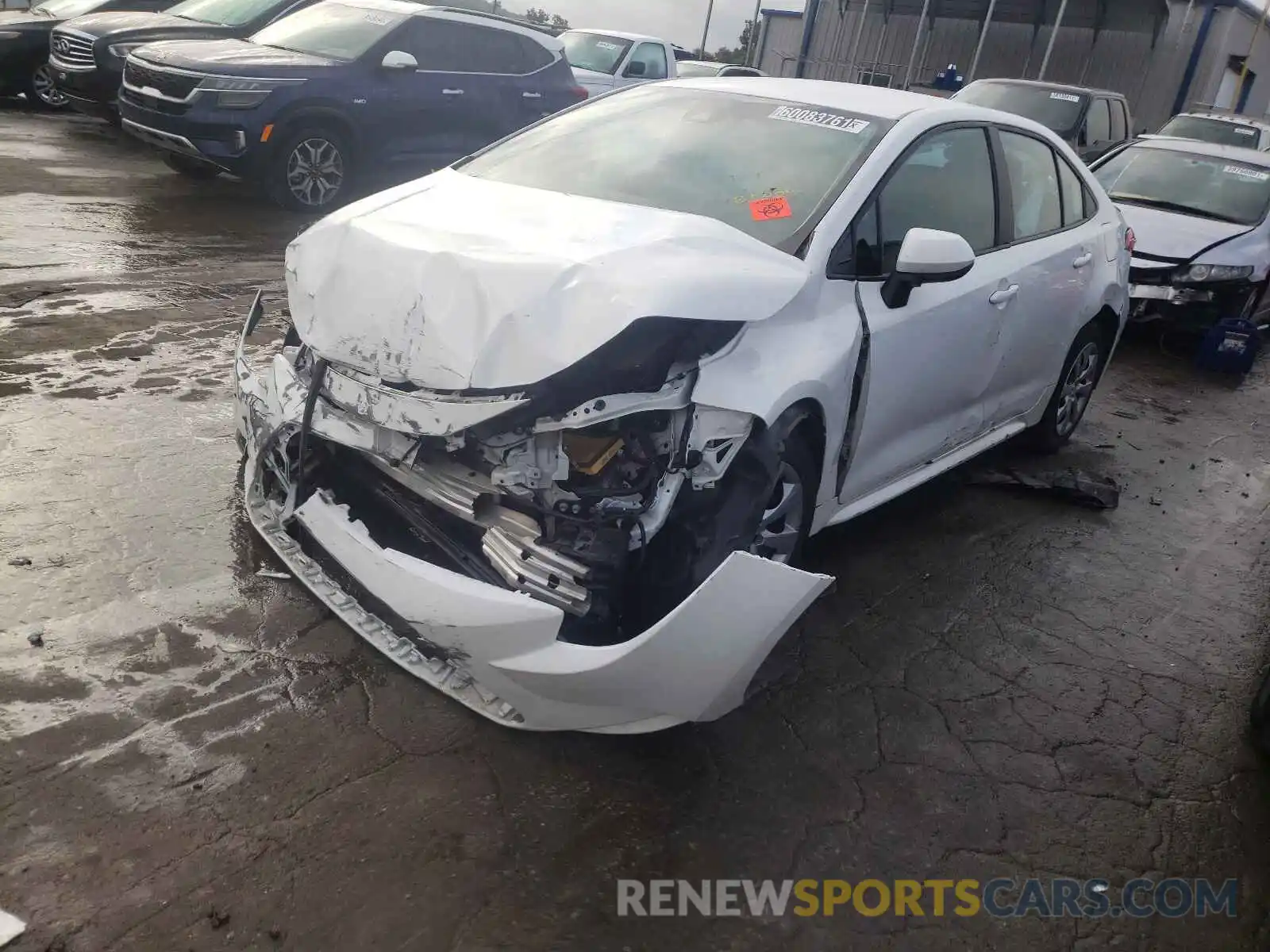 2 Photograph of a damaged car 5YFEPRAE4LP067680 TOYOTA COROLLA 2020