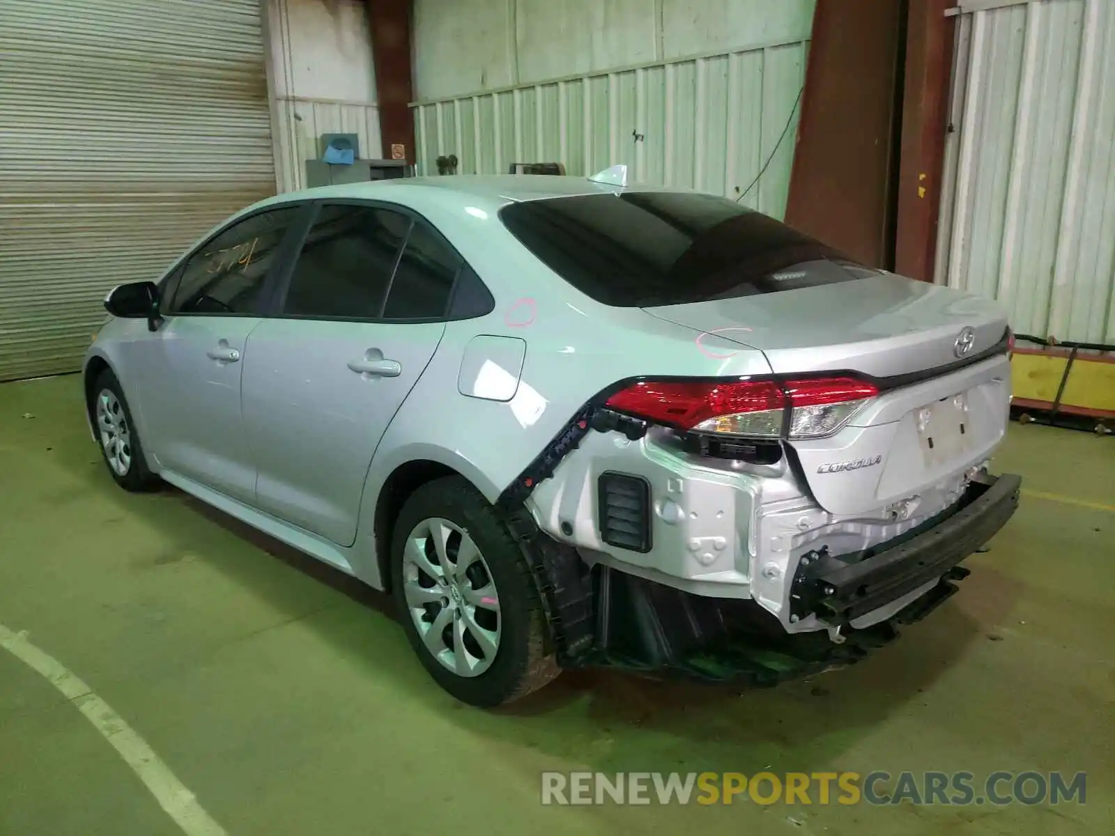 3 Photograph of a damaged car 5YFEPRAE4LP068263 TOYOTA COROLLA 2020