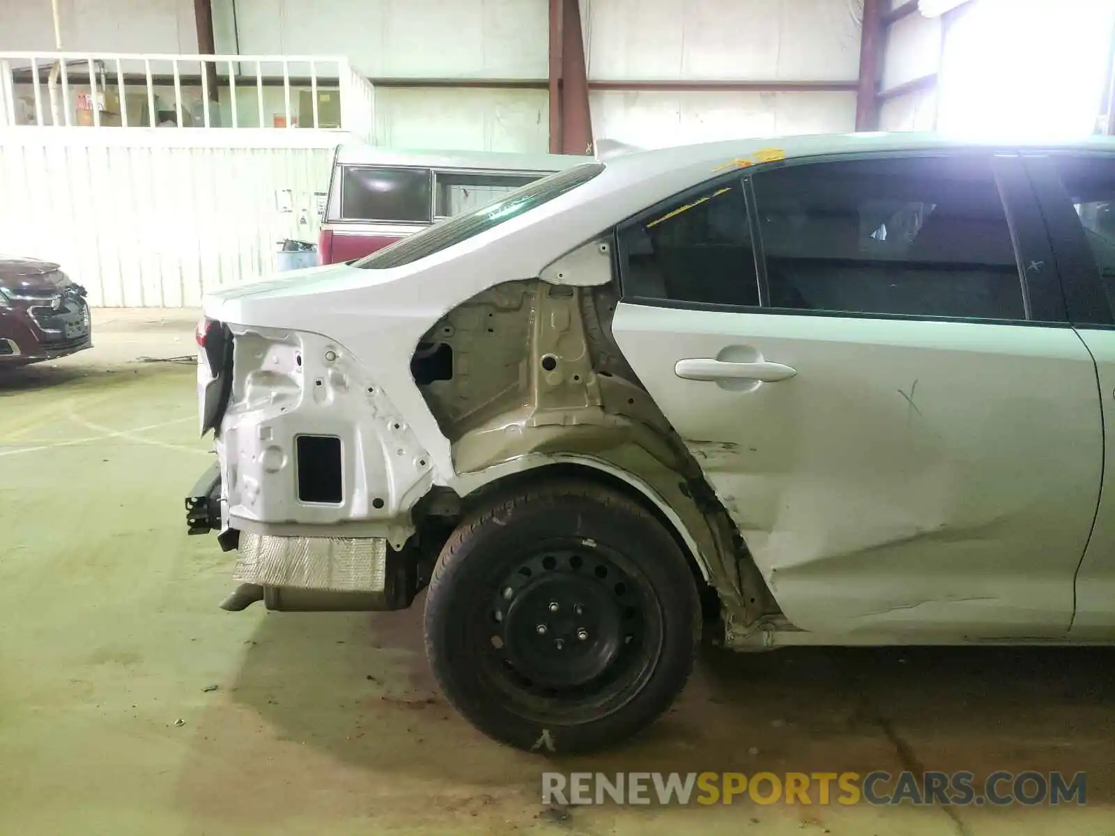 9 Photograph of a damaged car 5YFEPRAE4LP068263 TOYOTA COROLLA 2020