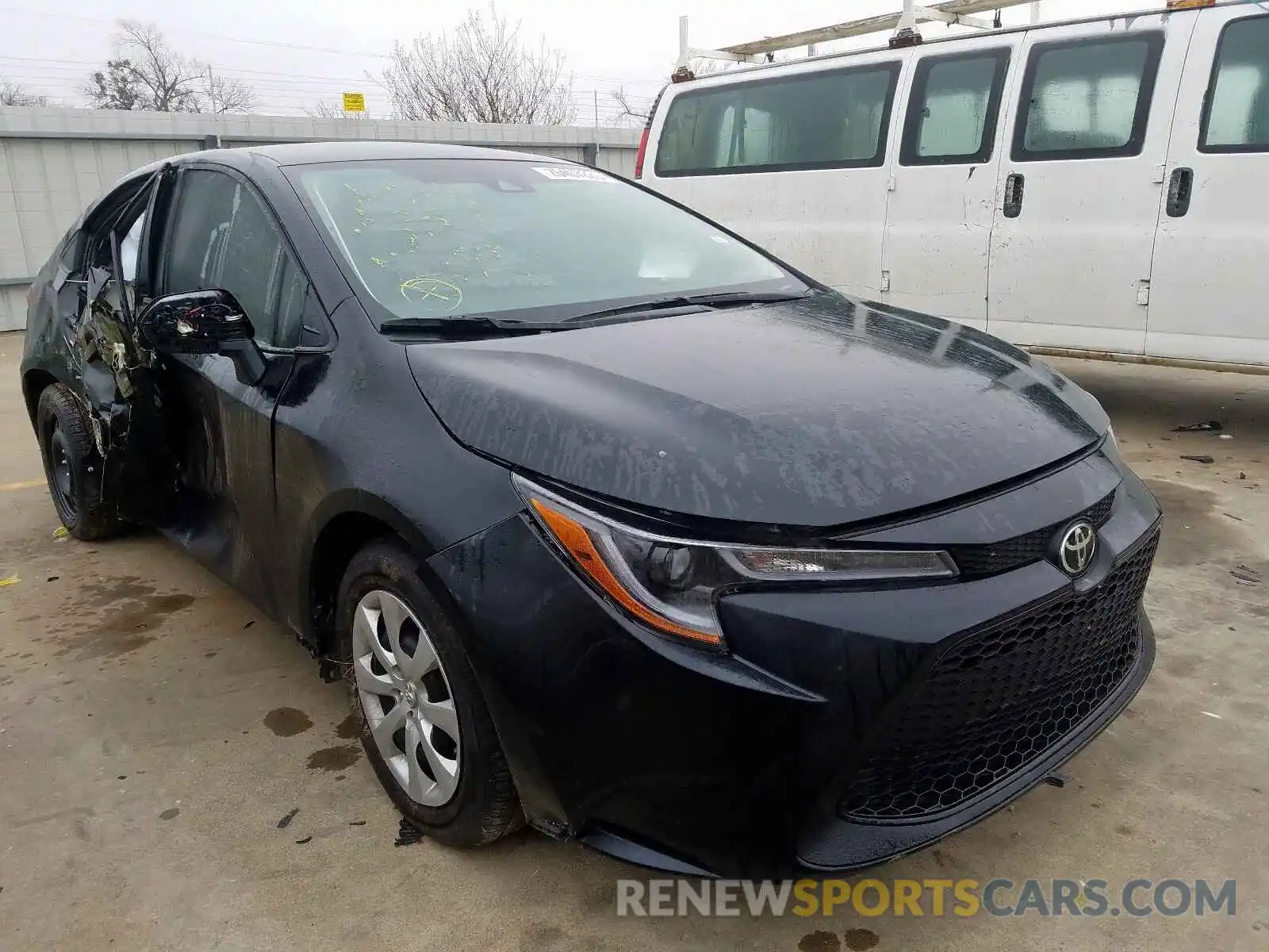 1 Photograph of a damaged car 5YFEPRAE4LP068330 TOYOTA COROLLA 2020