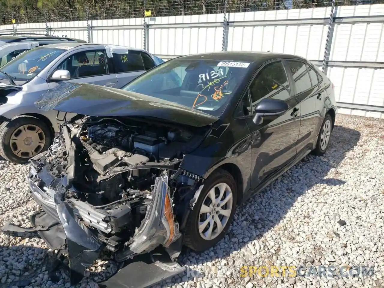 2 Photograph of a damaged car 5YFEPRAE4LP069137 TOYOTA COROLLA 2020