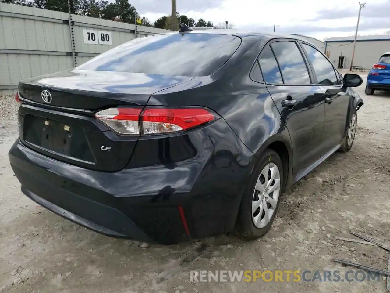 4 Photograph of a damaged car 5YFEPRAE4LP069137 TOYOTA COROLLA 2020